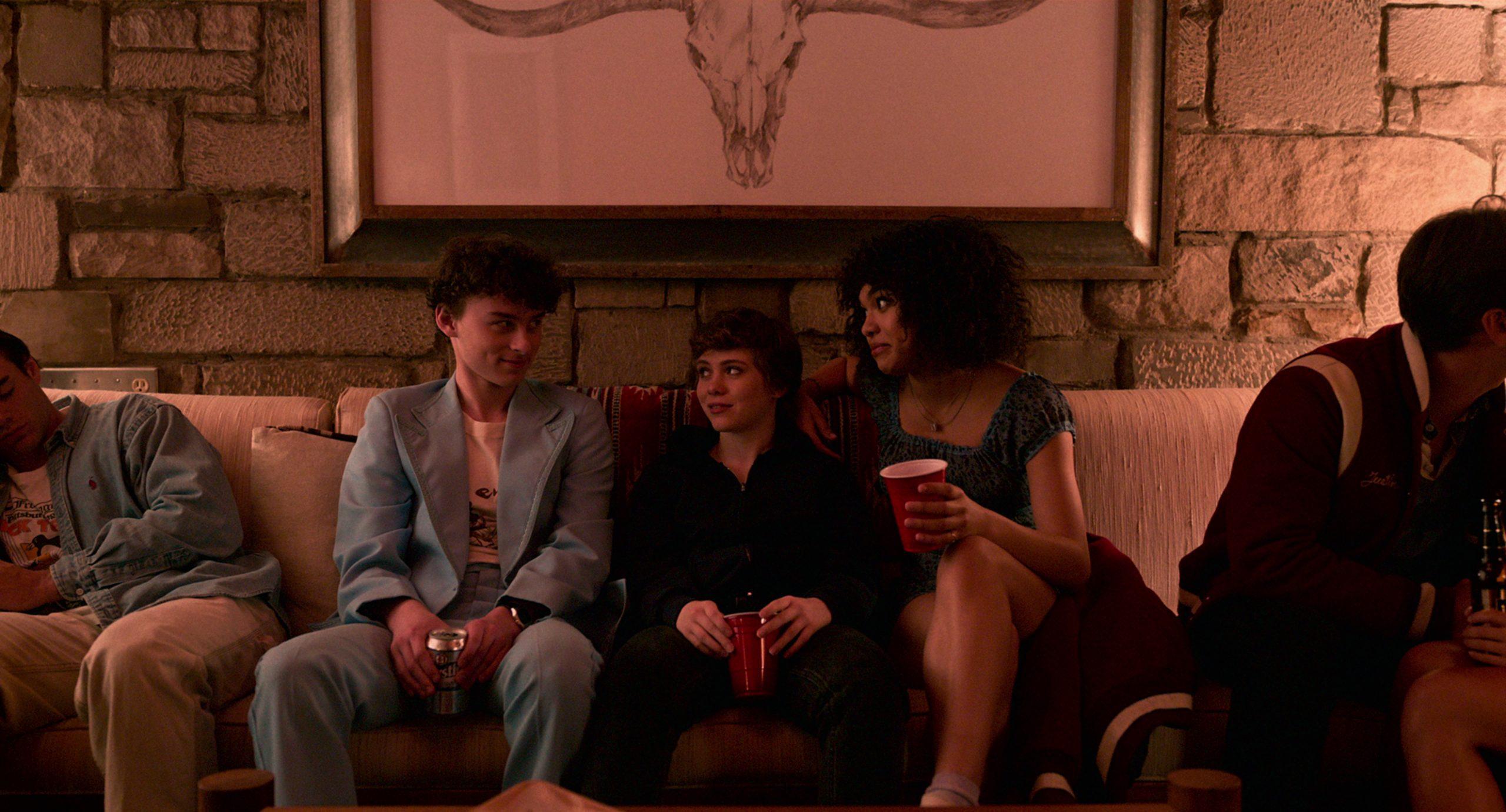 2560x1381 I Am Not Okay With This' Trailer: Sophia Lillis Stars in Netflix Show
