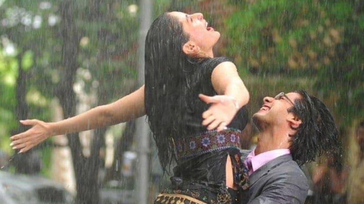 1200x672 Monsoon Magic: How Shahid Kapoor Kareena Kapoor's Tum Se Hi Makes The Millennials Recall Their FIRST LOVE