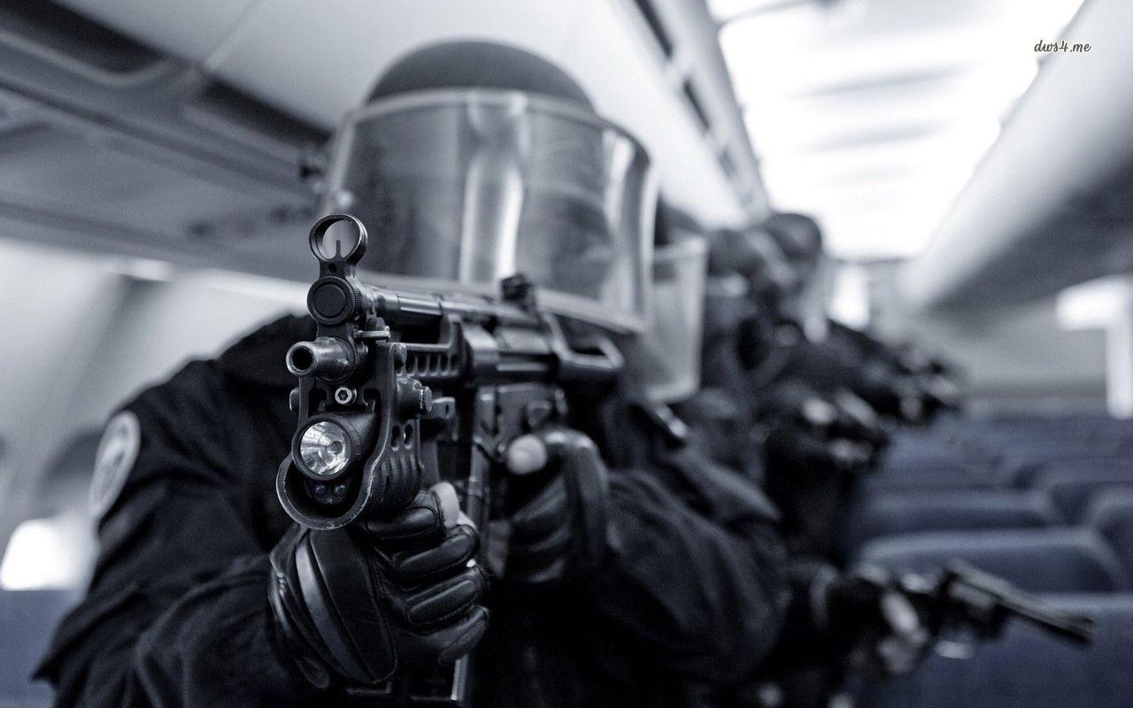 1280x800 SCP Guard Wallpaper