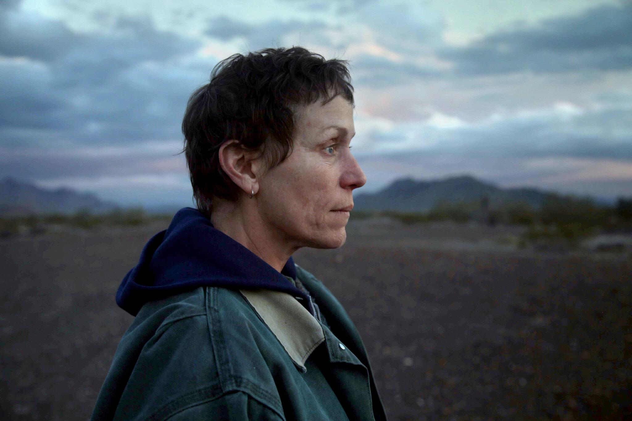 2048x1365 Nomadland' Review: The Unsettled Americans