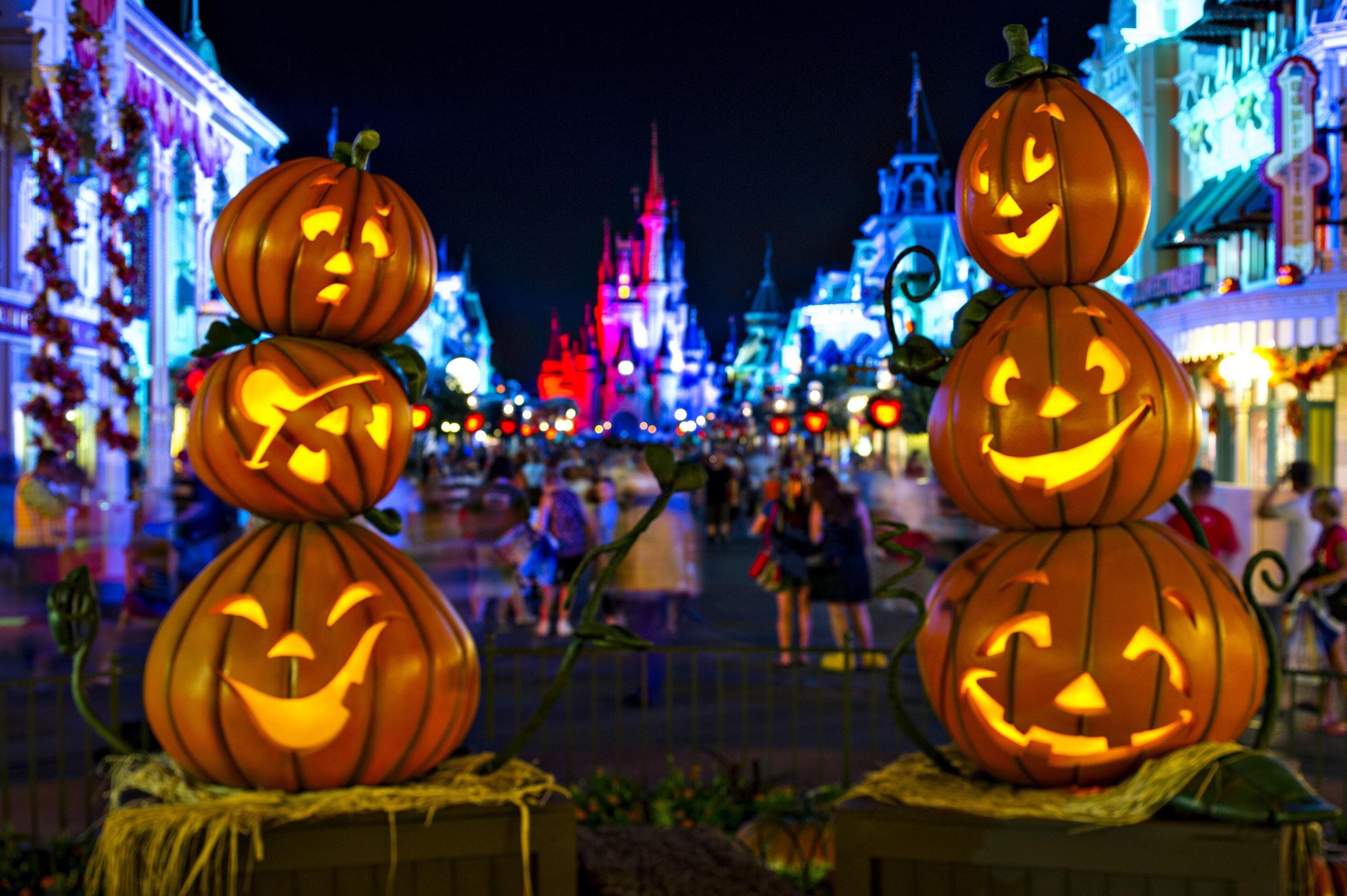 3000x1996 Disney World bringing back Halloween party after pandemic pause