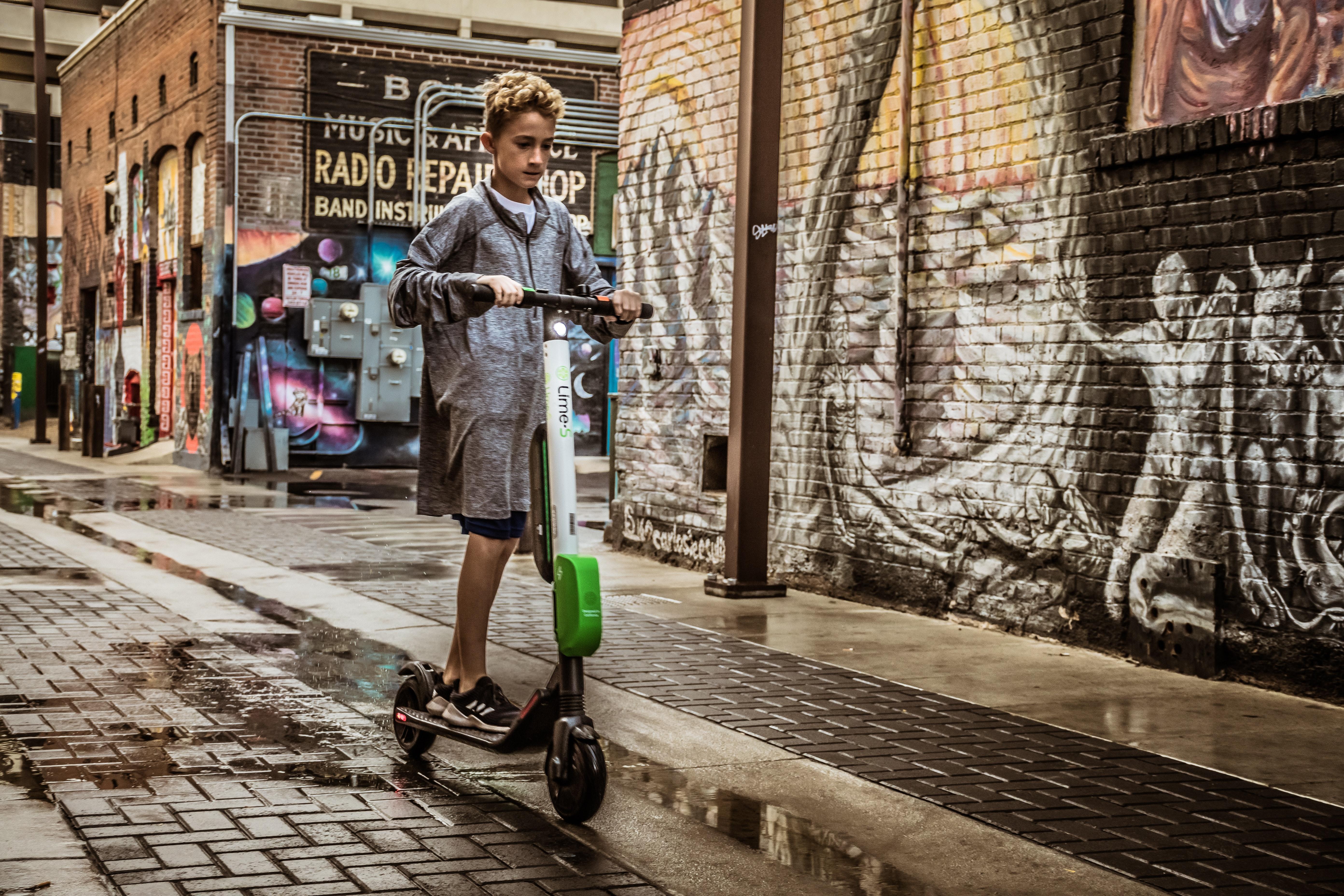 5568x3712 Electric Scooter Photo, Download The BEST Free Electric Scooter & HD Image