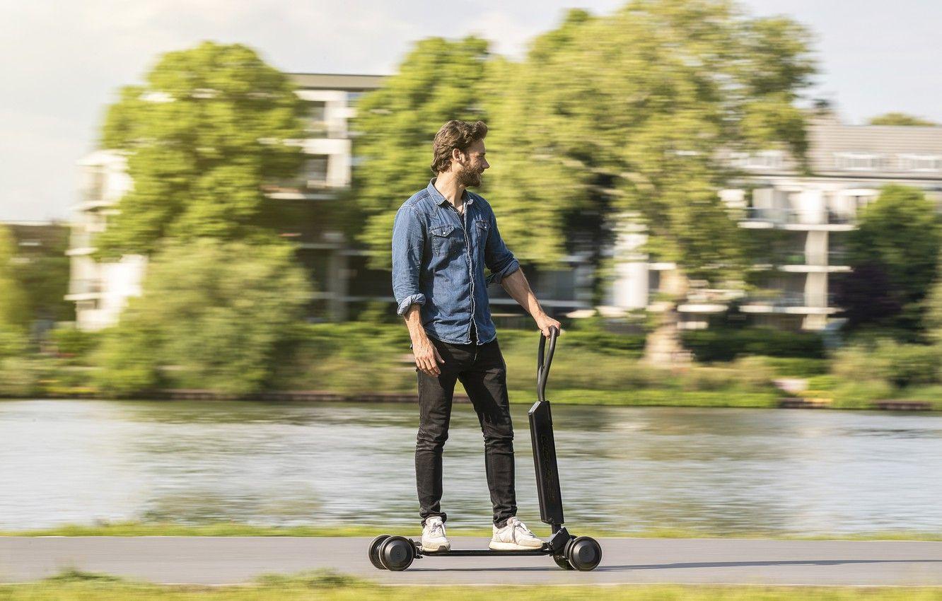 1332x850 Electric Scooter Wallpaper
