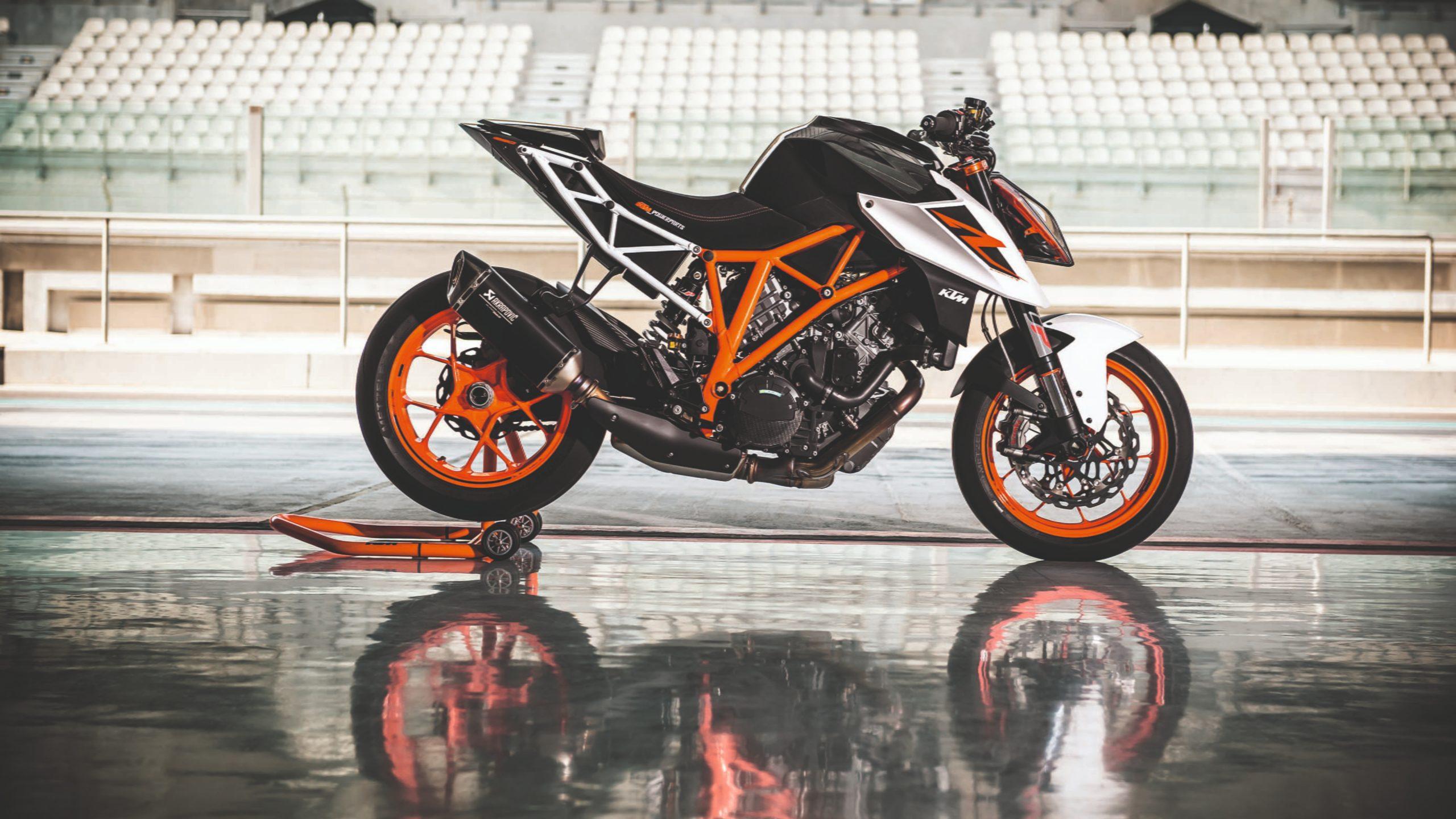 2560x1440 KTM Motorcycle [4K] Wallpaper