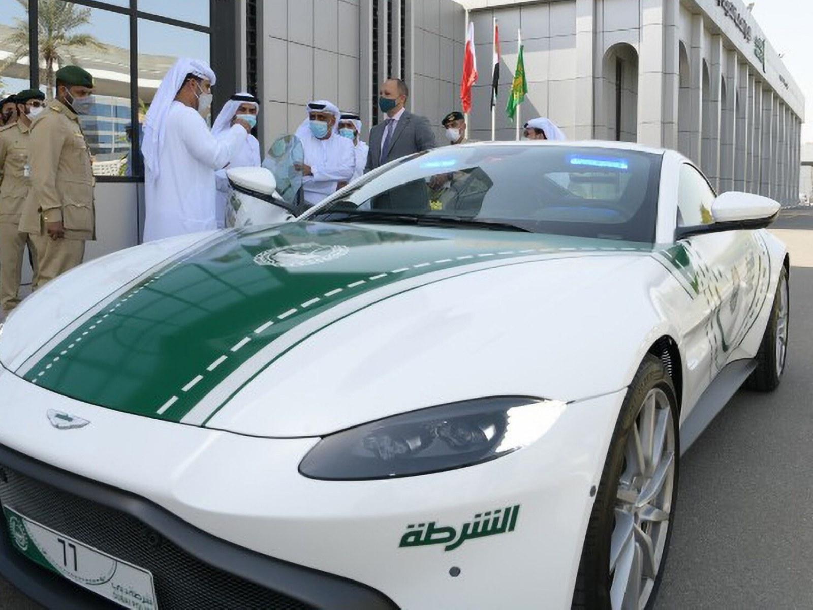 Dubai Police Cars Wallpapers - Top Free Dubai Police Cars Backgrounds ...