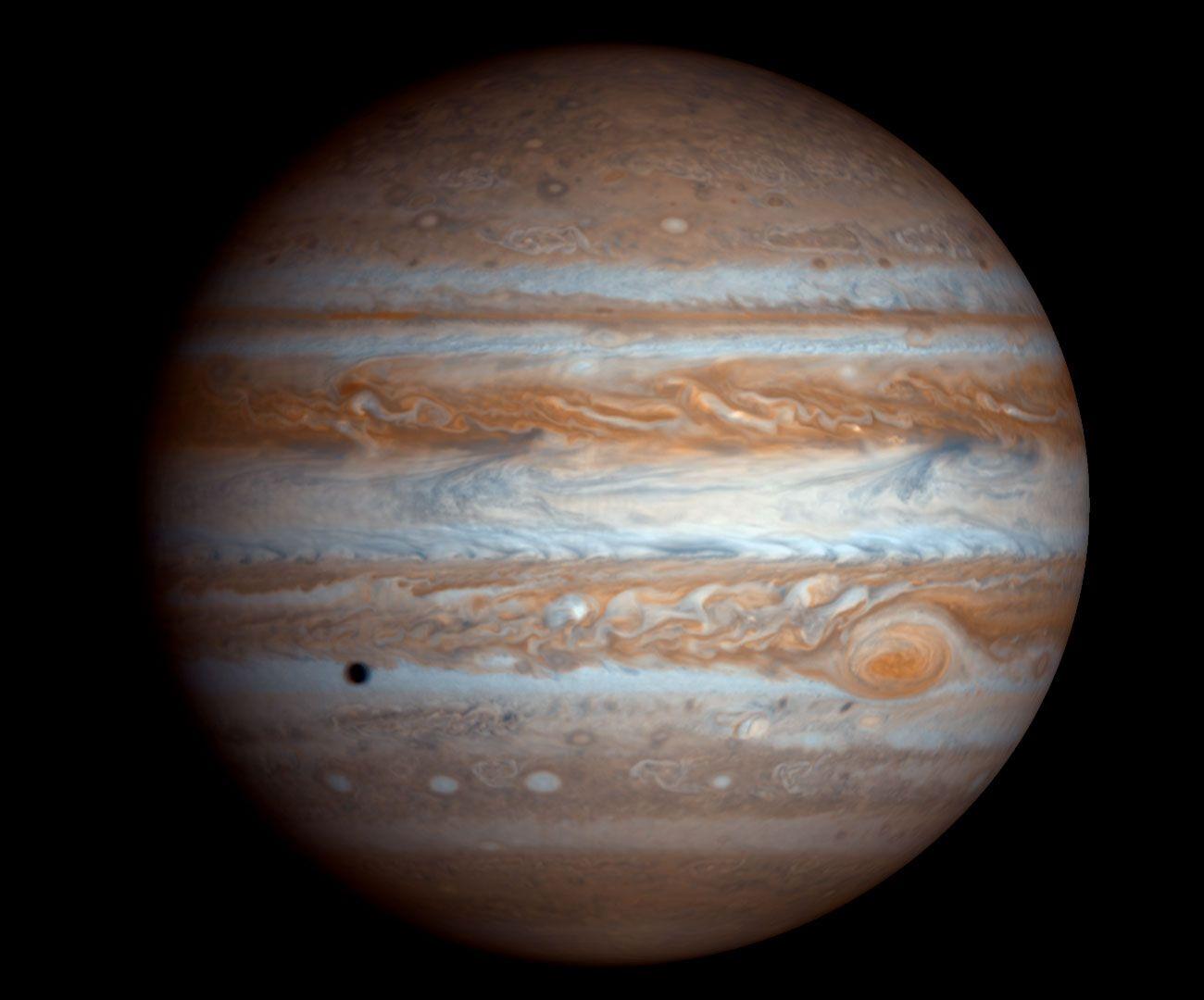 1300x1080 Cassini Huygens. Facts, Dates, & Image