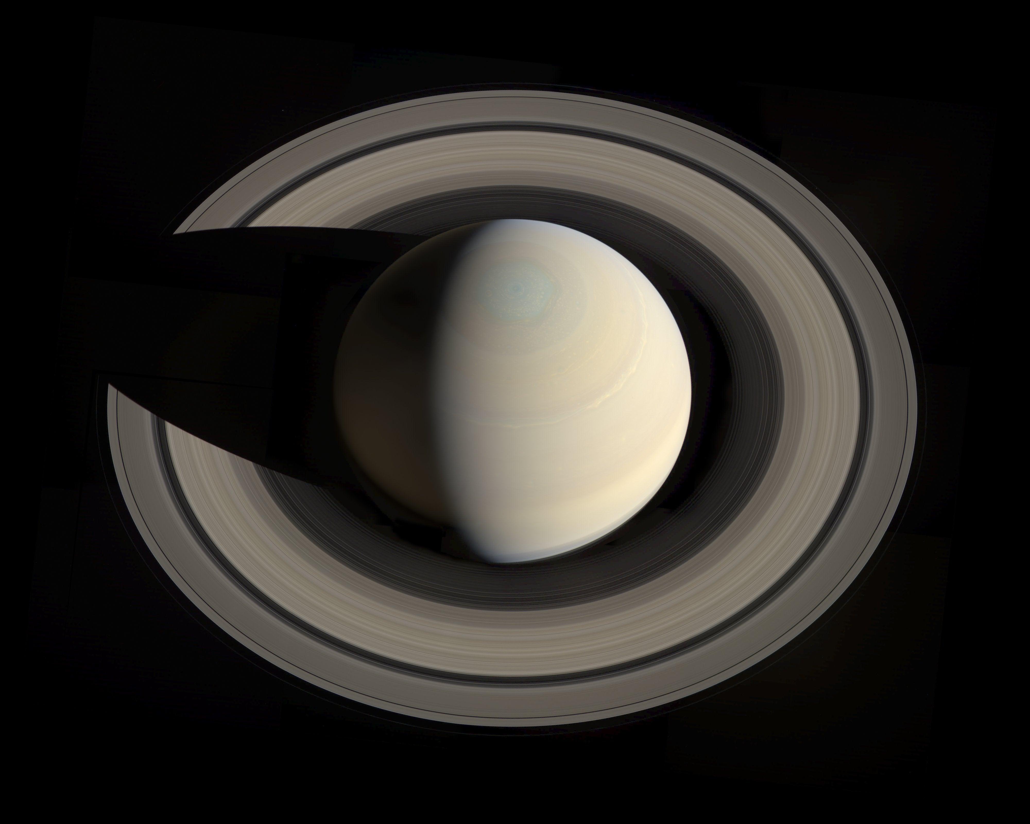 4000x3200 One of the best picture of Saturn and its magnificent rings, created from image obtained by NASA's Cassini spacecraft [4000 x 3200 pixels; 3.47 MB]