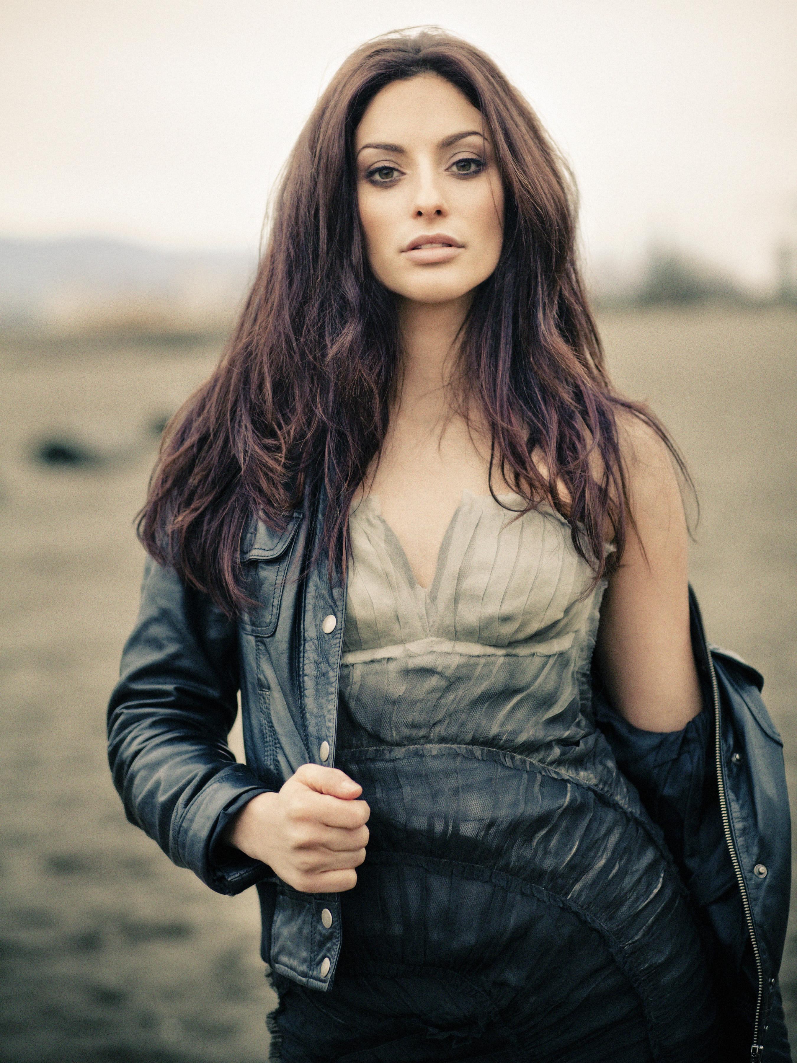2700x3600 Erica Cerra