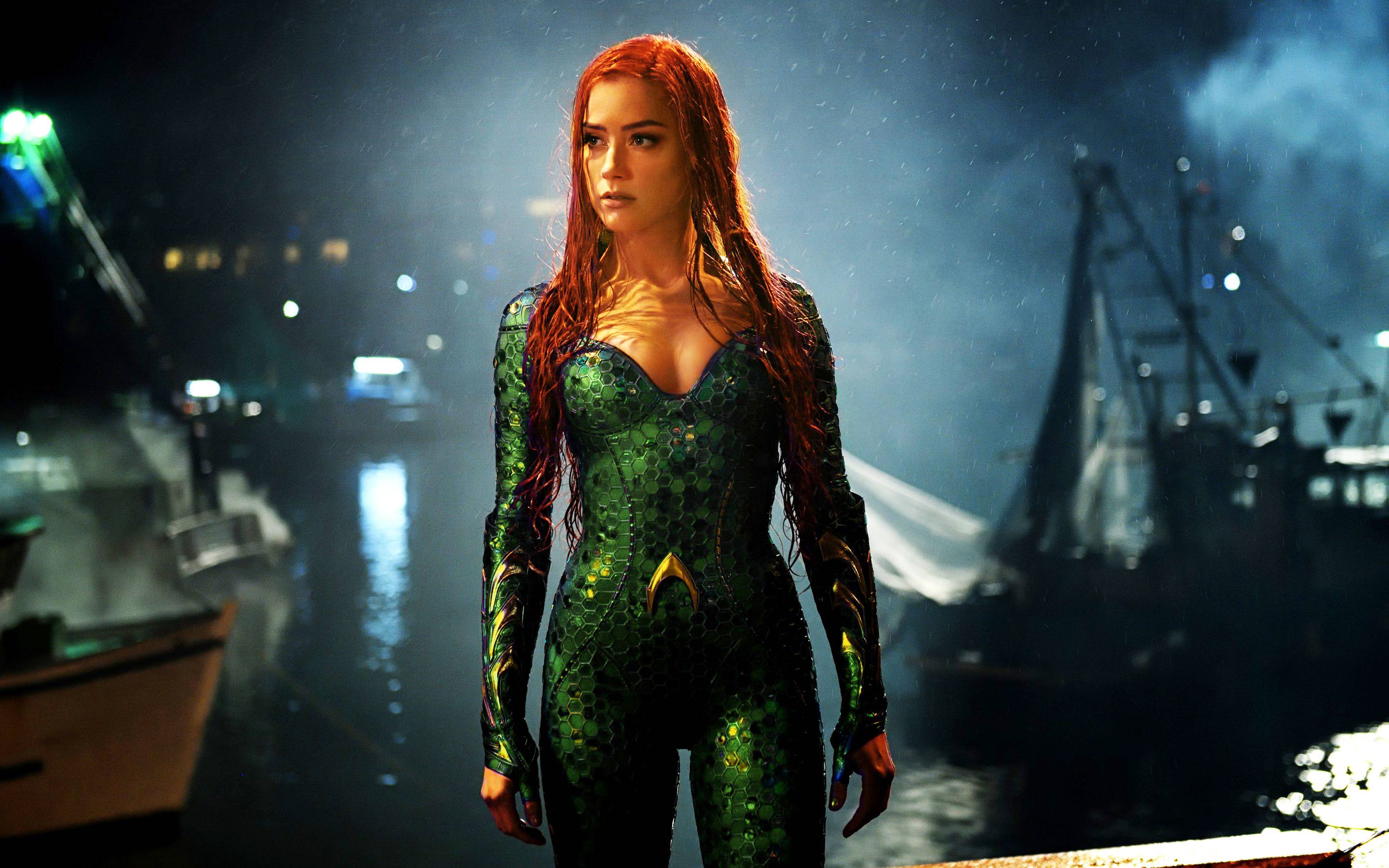 2880x1800 Amber Heard Queen Mera Wallpaper