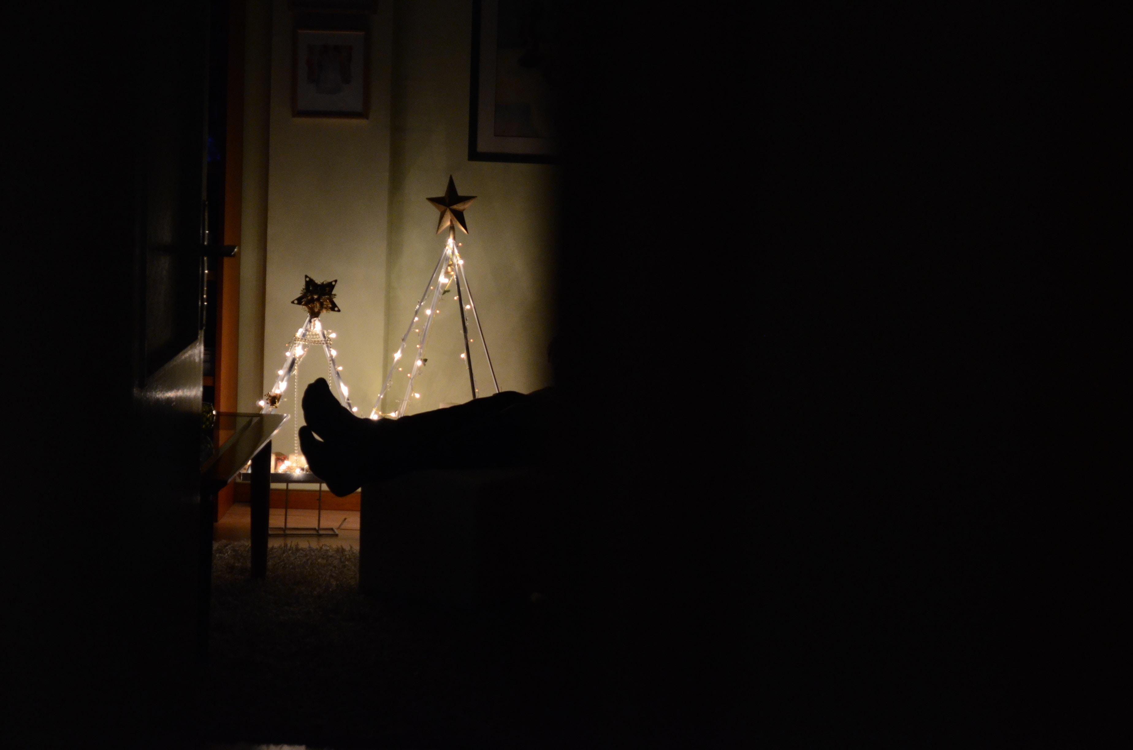 3696x2448 3696x2448 dark, glow, black background, wallpaper, christmas, christmas light, light, feet up, star, swag, tree, xma, leg, christmas wallpaper, house, night, decoration, christmas background, feet, white wall, PNG image