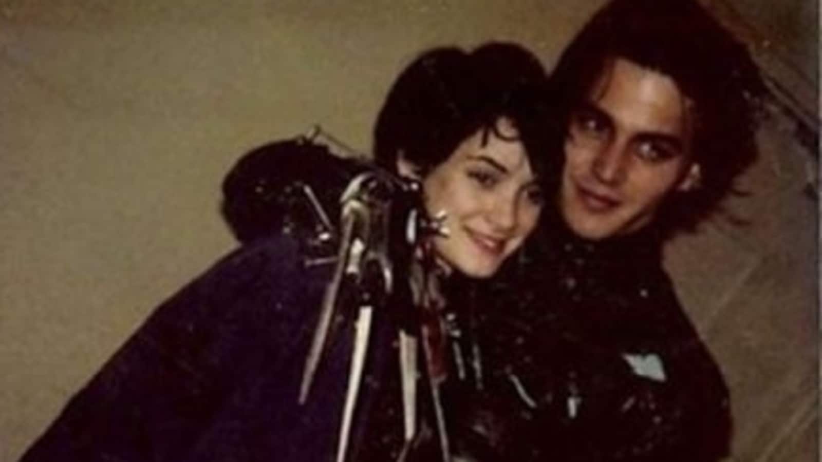 1600x900 Winona Ryder opens up on how break up with Johnny Depp hurt her mental health