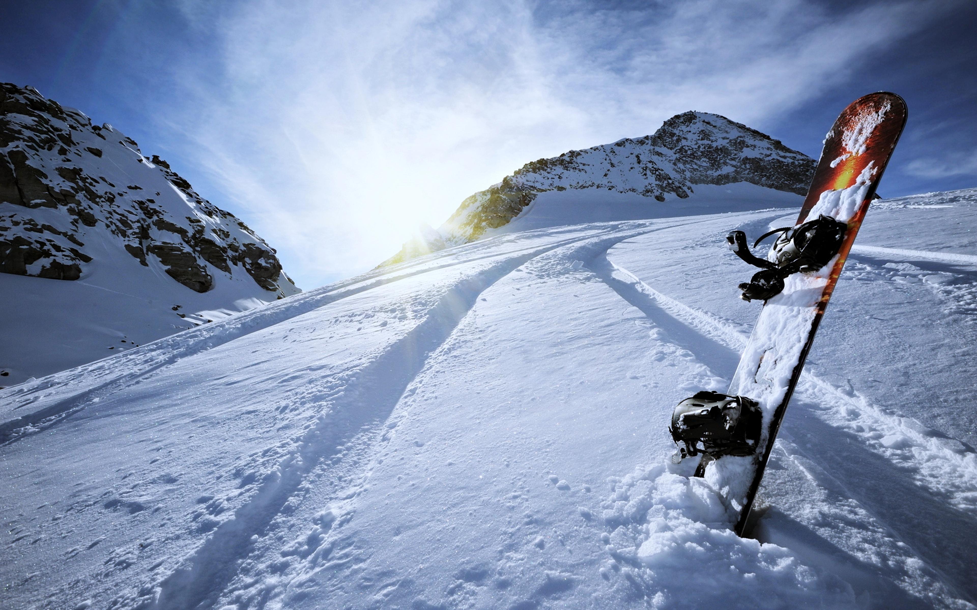 3840x2400 4k Snowboarding Wallpaper
