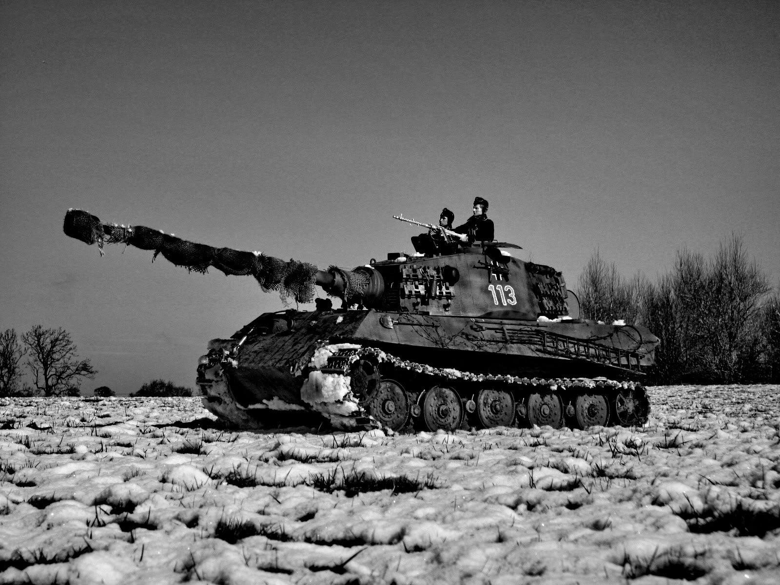 1600x1200 HD Wallpaper of the Mighty Tiger II Tankx1200