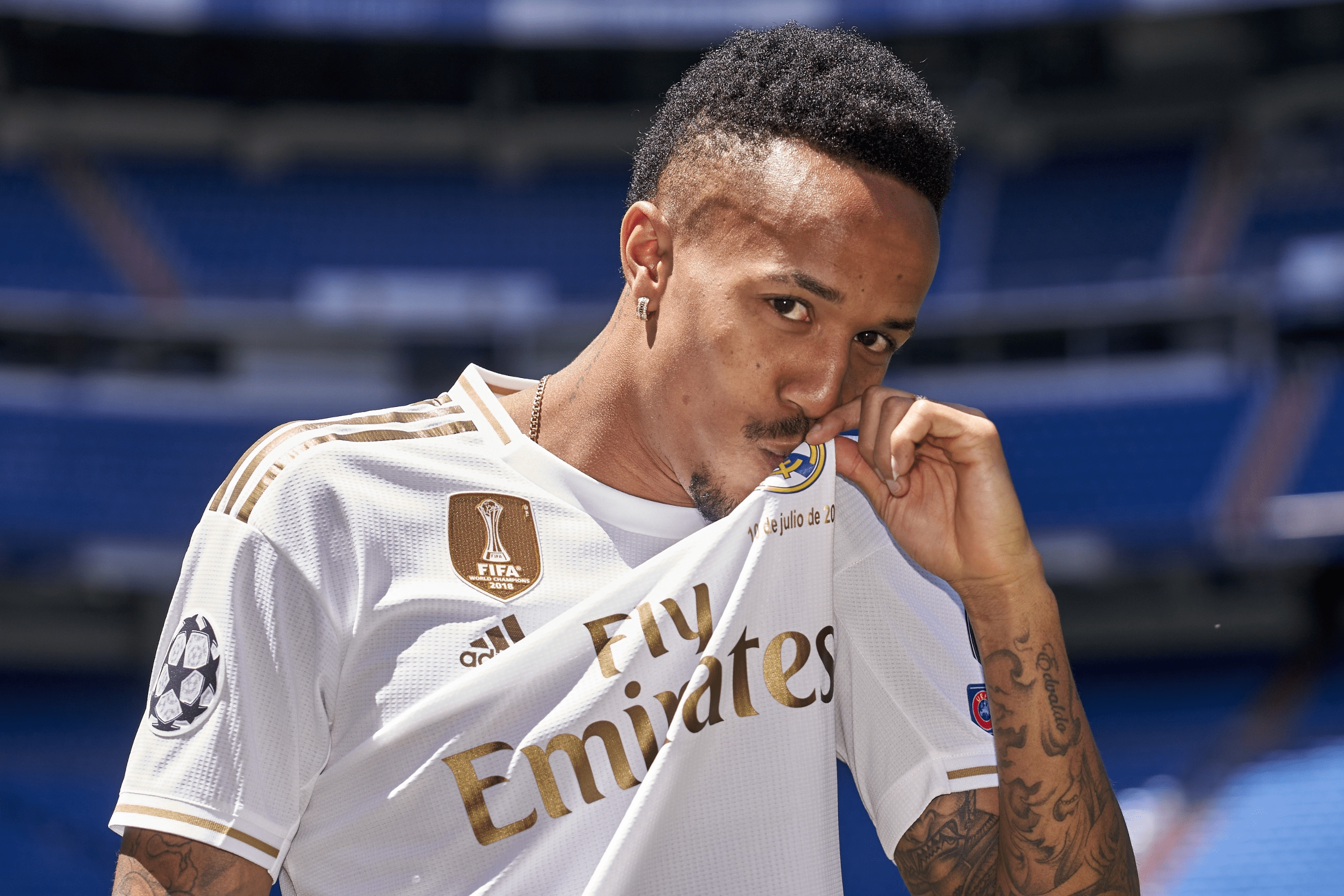 2600x1733 Éder Militão Profile Ride to the Top