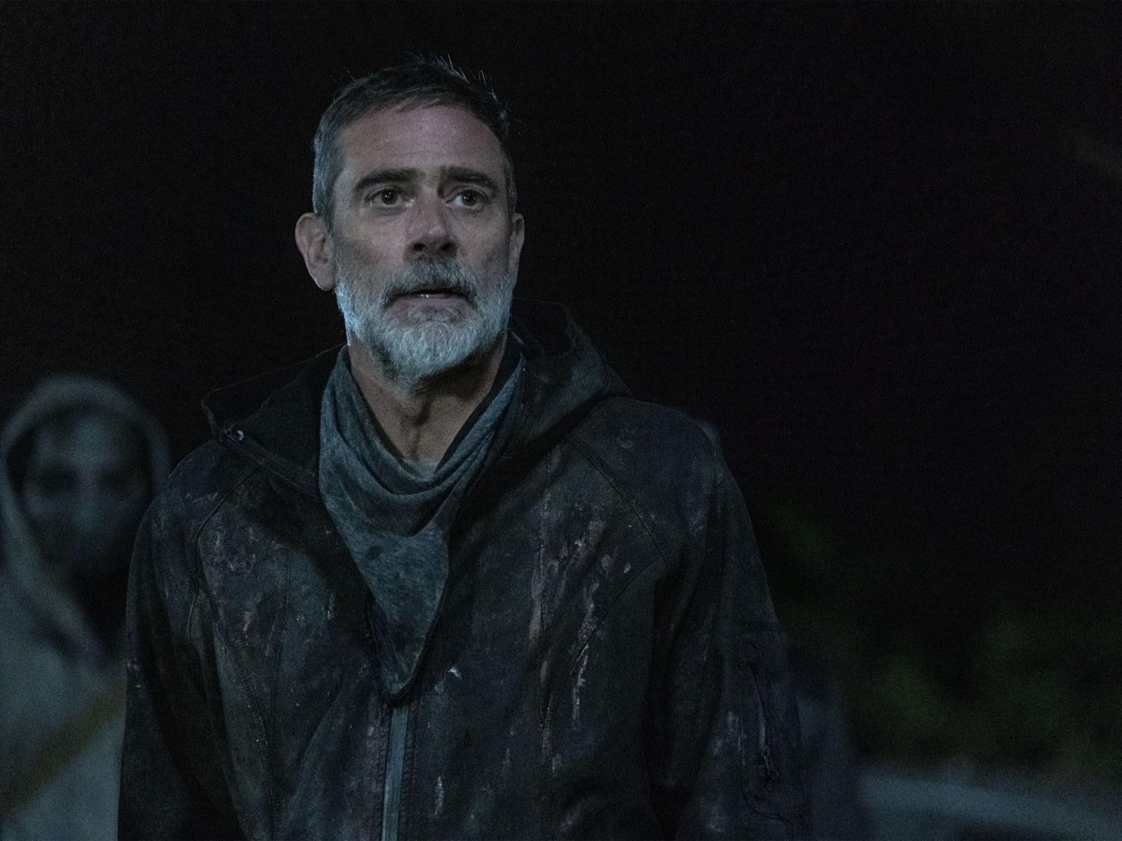 1600x1200 Jeffrey Dean Morgan Teases Maggie Will Get Revenge on Negan in 'The Walking Dead' Season 11