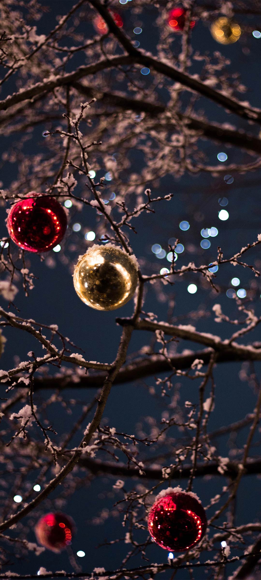 1080x2400 Beautiful Galaxy S21 Plus Christmas Winter Wallpaper & Background 2021