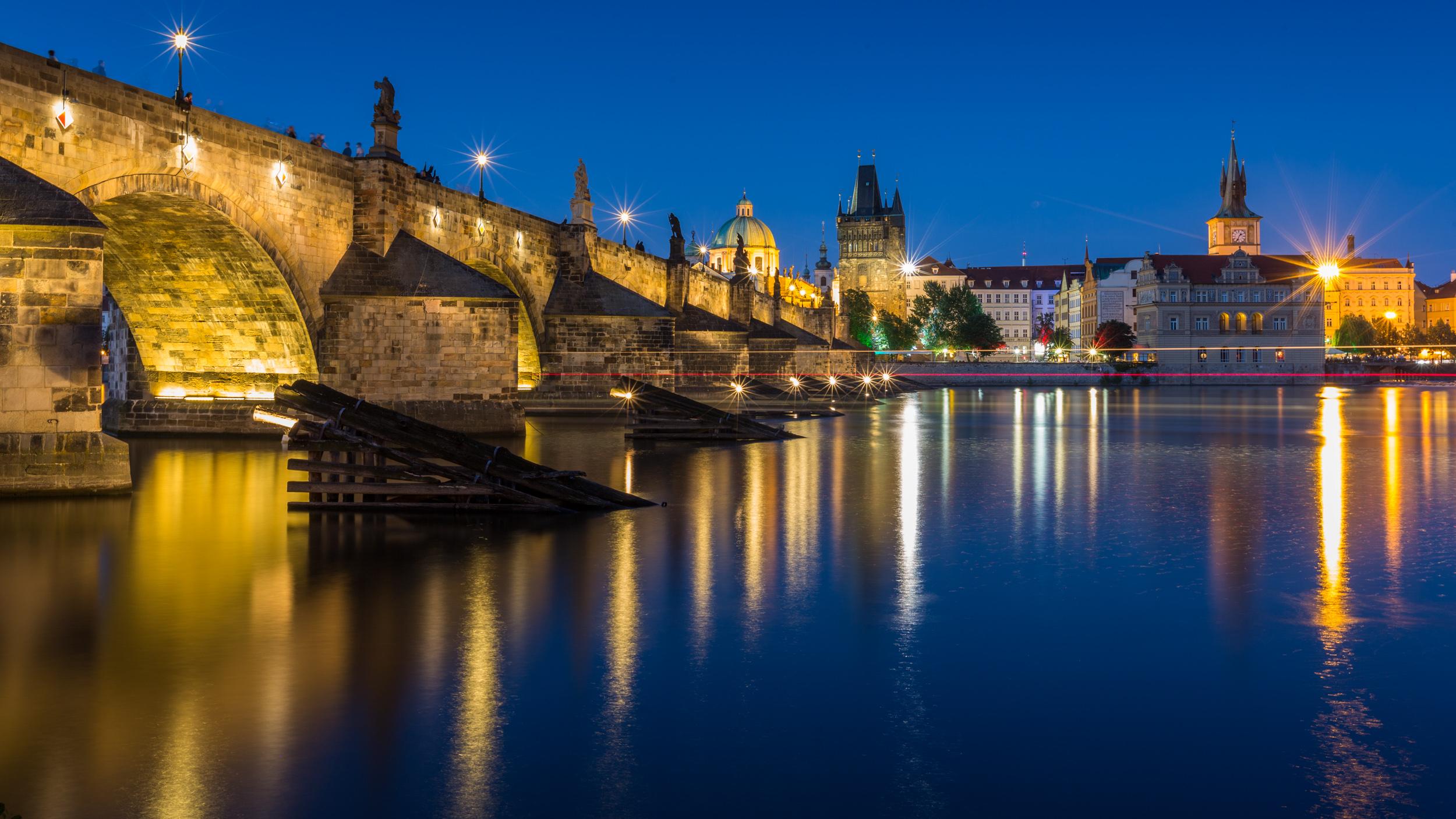 Charles Bridge Prague Wallpapers Top Free Charles Bridge Prague Backgrounds Wallpaperaccess 5809