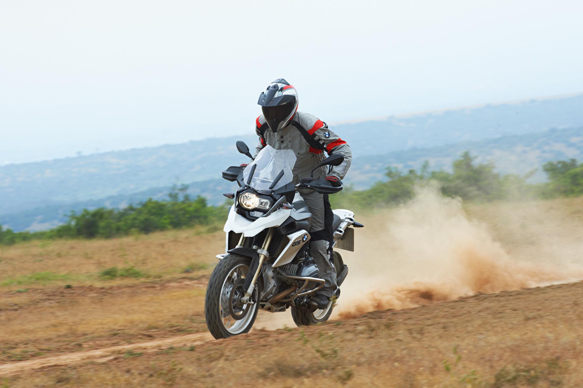 2000x1331 BMW R1200GS HD Wallpaper and Background