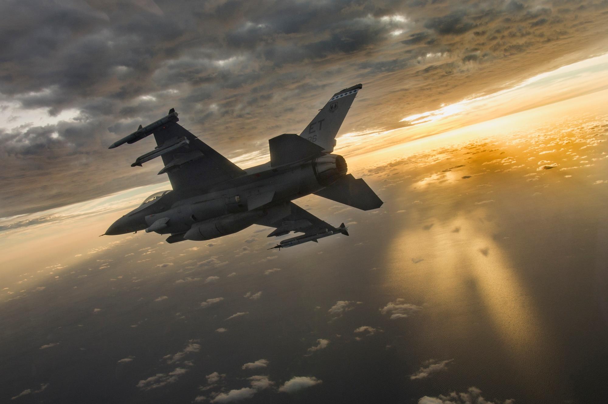 2000x1328 Air Force Opens New F 16 Production Line For Foreign Military Sales > Air Force > Article Display