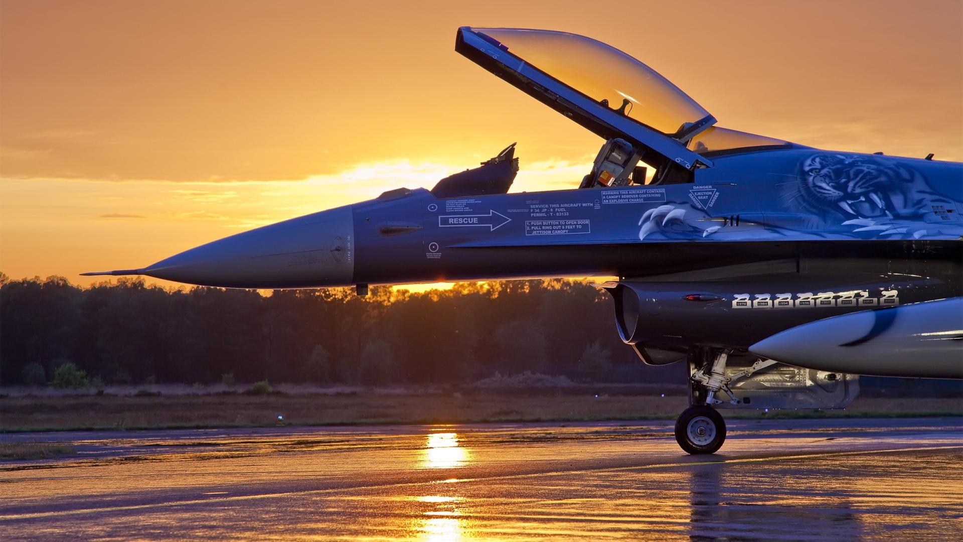 1920x1080 General Dynamics F 16 Fighting Falcon HD Wallpaper And Background