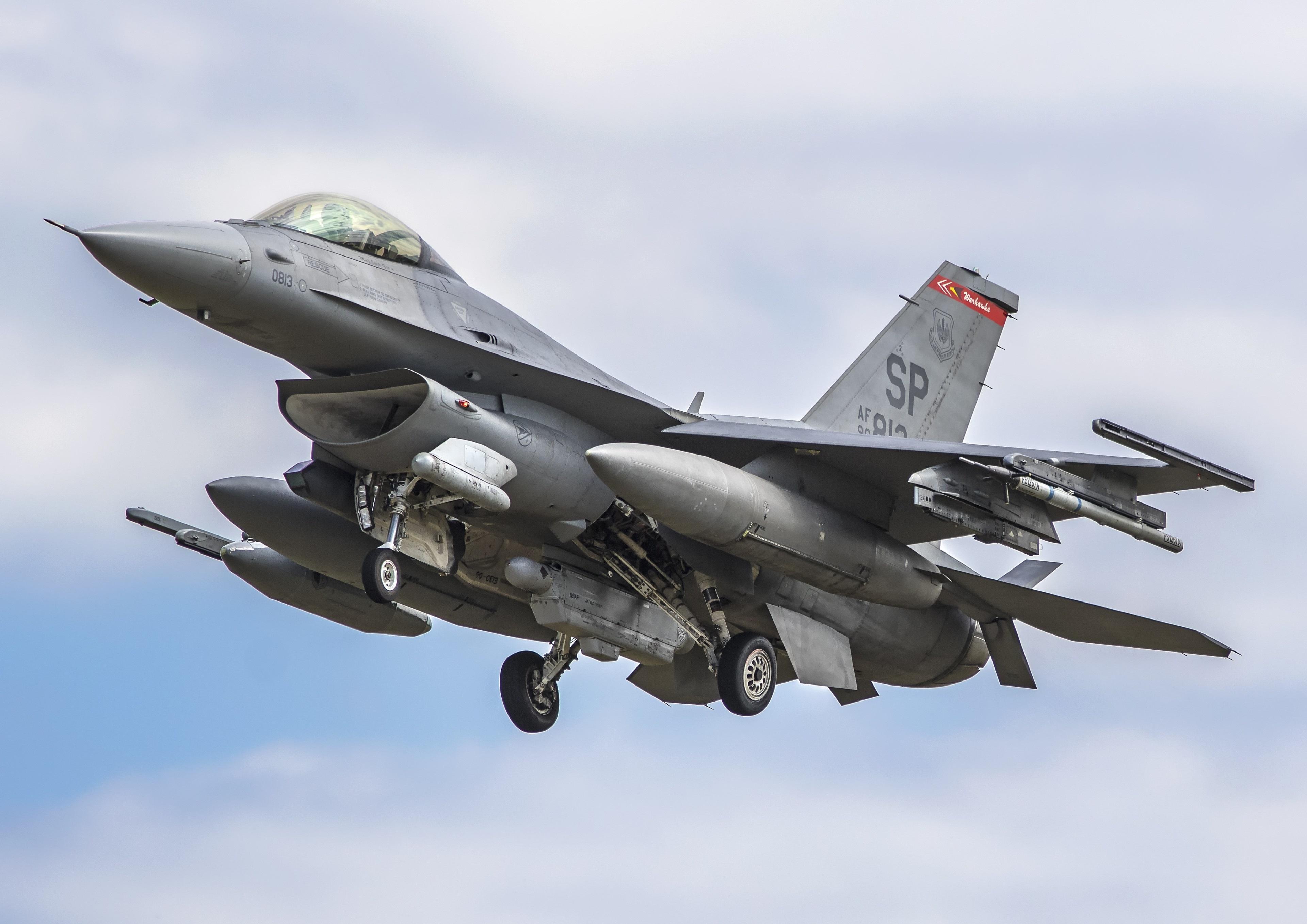 3840x2716 3840x2716 general dynamics f 16 fighting falcon 4k full HD Gallery HD Wallpaper