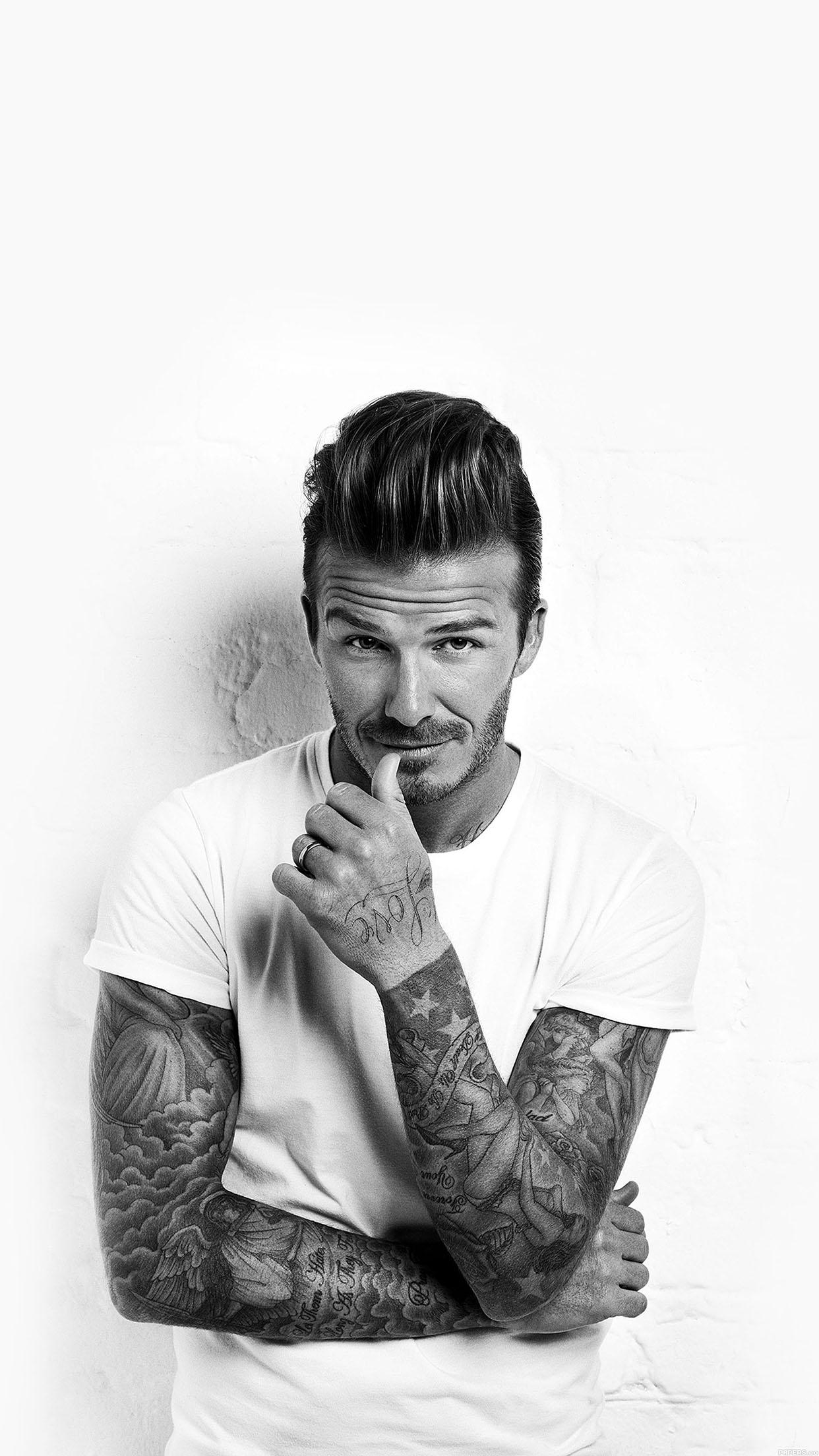 1242x2208 iPhoneXpapers david beckham sports face