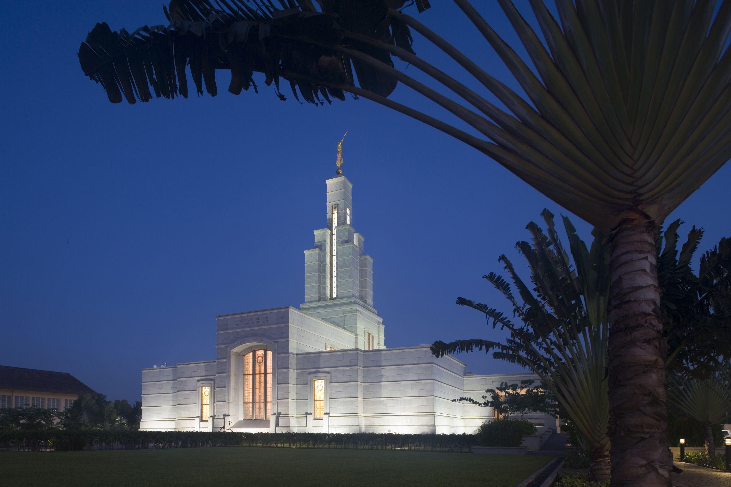 2400x1600 Accra Ghana Temple. Lds temples, Lds temple picture, Temple picture
