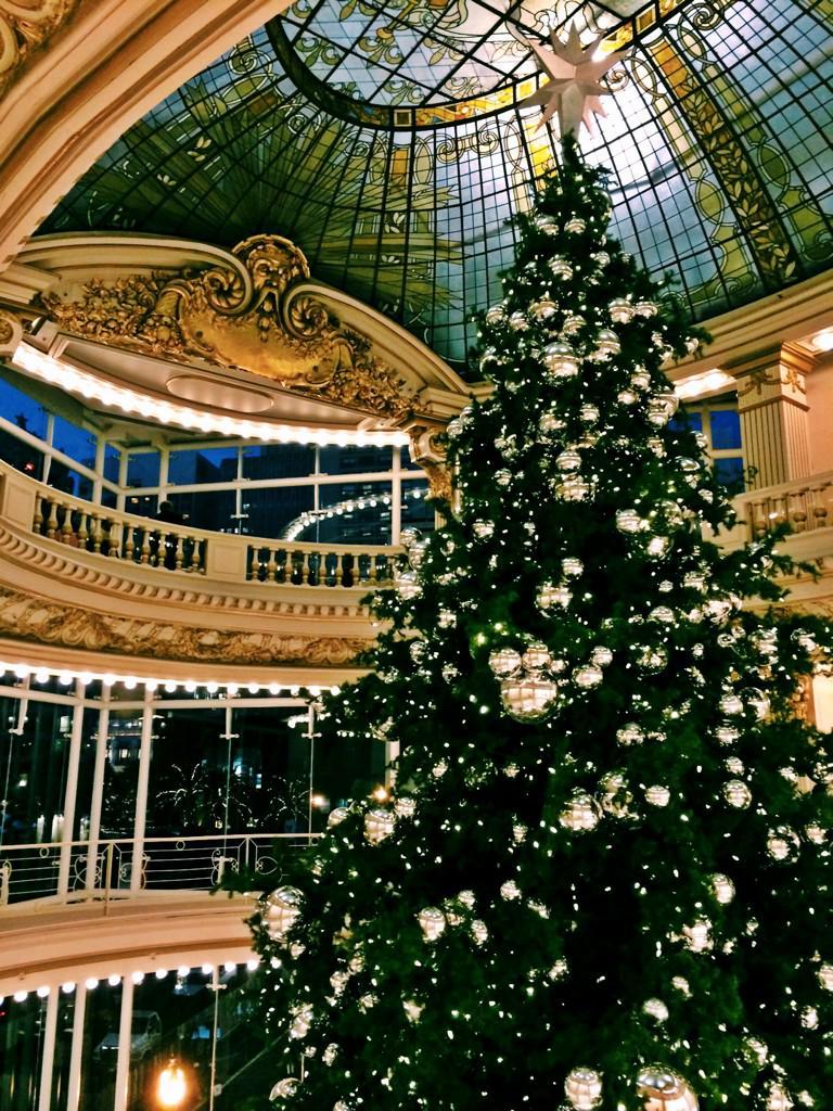 768x1024 Neiman Marcus The Store: NM San Francisco's Christmas Tree. #neimanmarcus #sanfrancisco #christmastree #holiday #decor