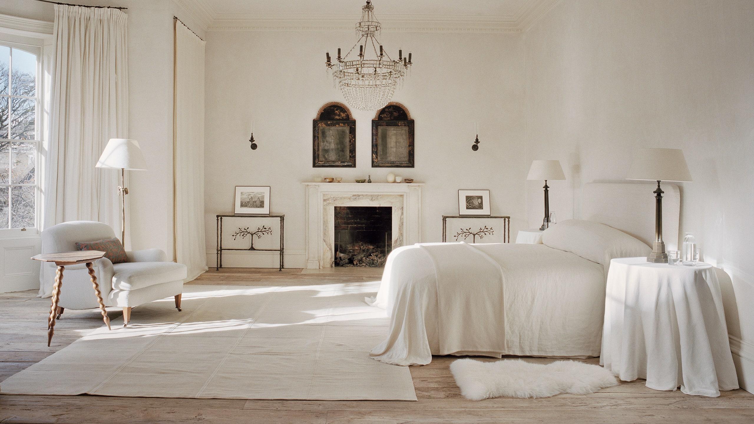 2560x1440 Why I'm a minimalist: three designers on their philosophy of quiet decorating. House & Garden