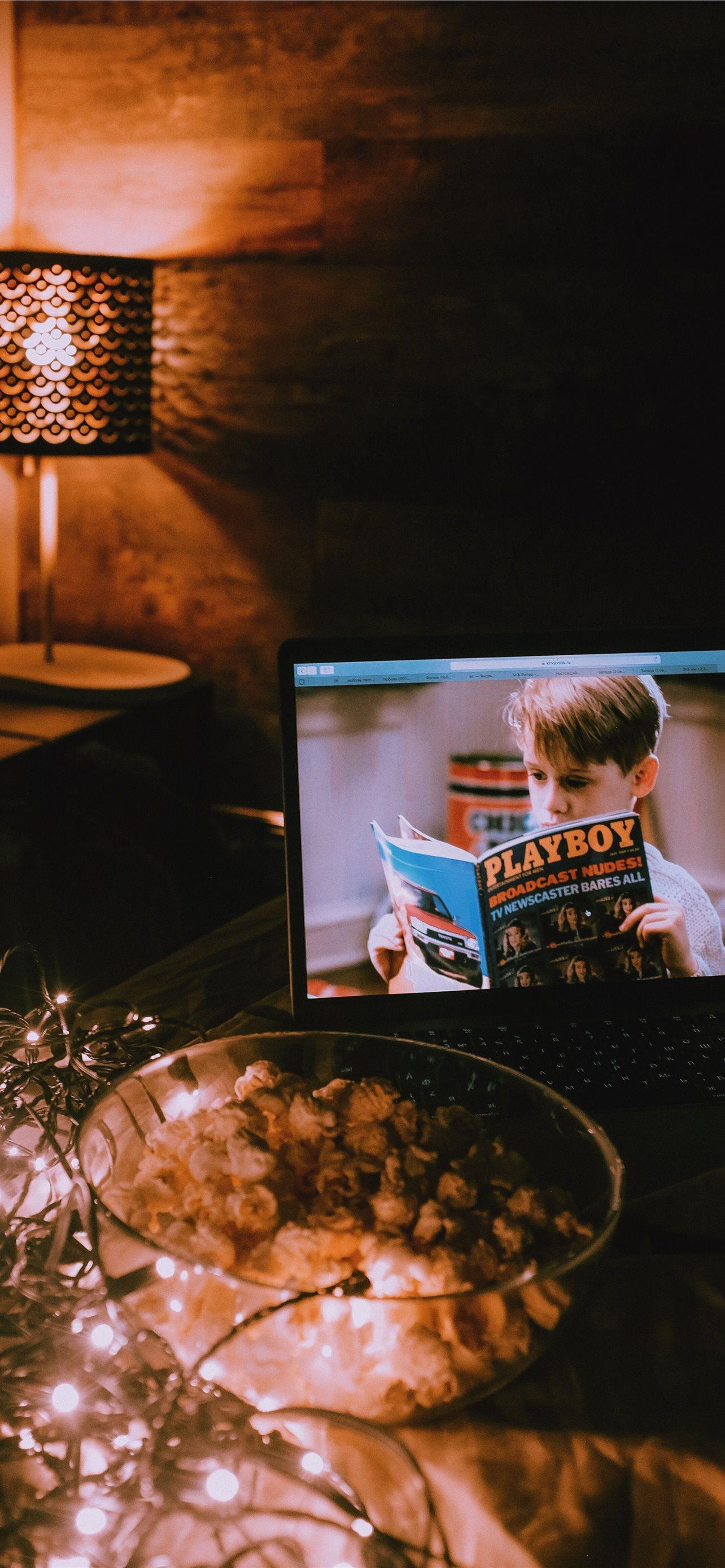 1284x2778 Best Home alone iPhone HD Wallpaper