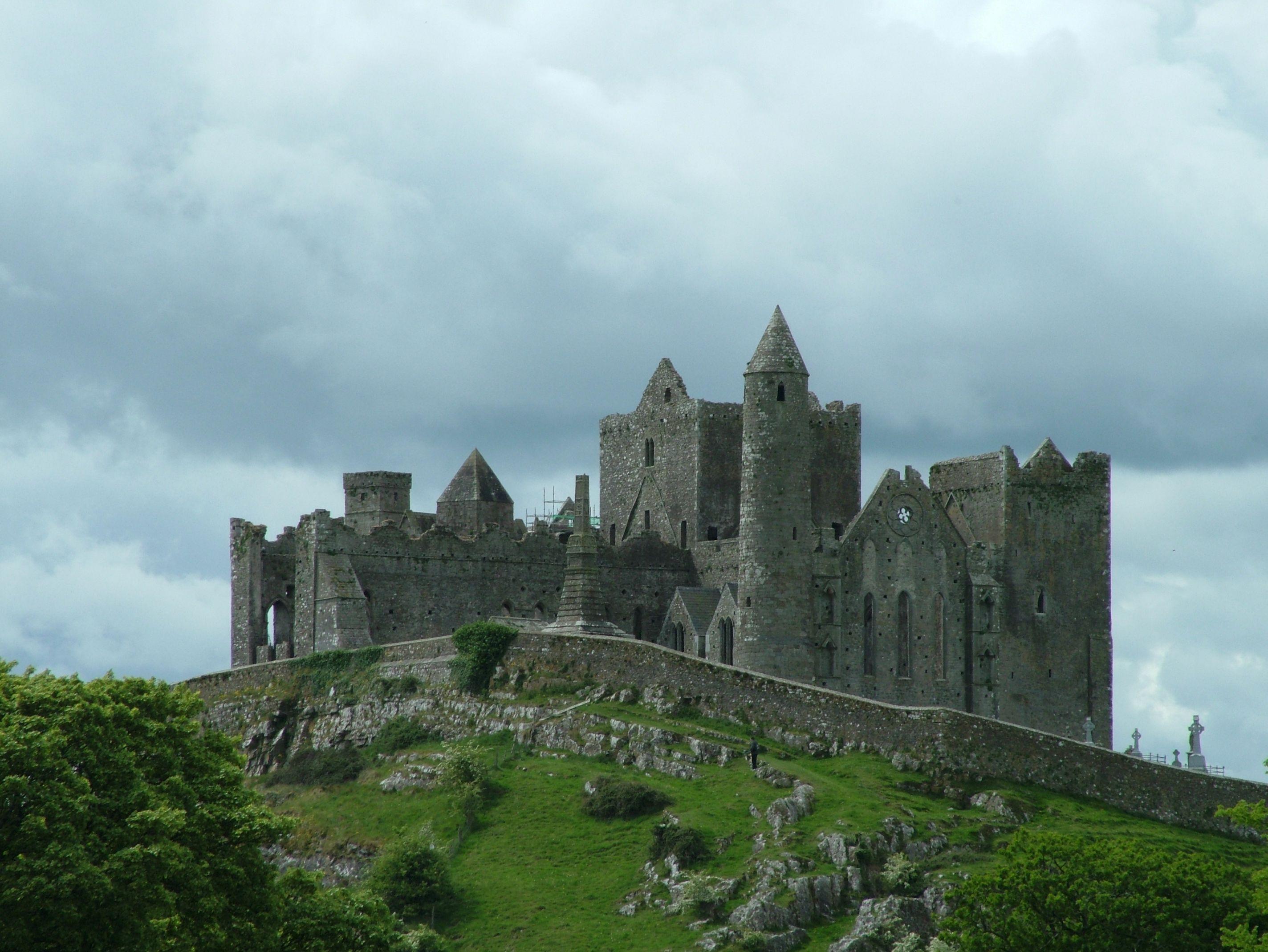 2848x2138 Rock of Cashel