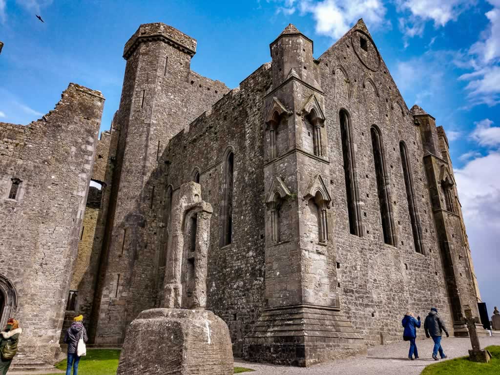 1024x768 Rock of Cashel: Castles of Ireland Fuels Life Podcast