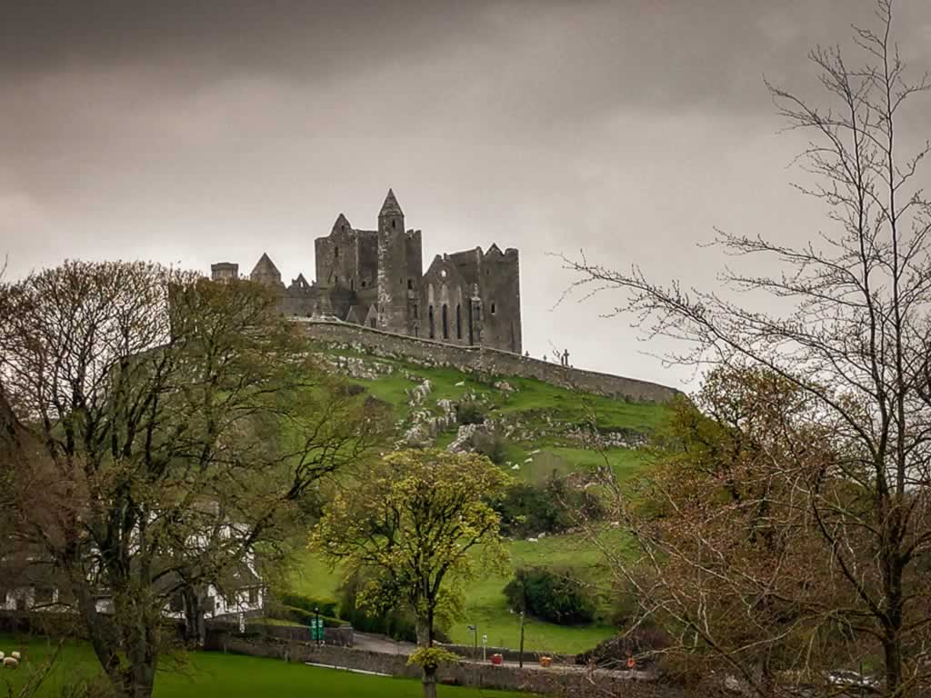1024x768 Rock of Cashel: Castles of Ireland Fuels Life Podcast