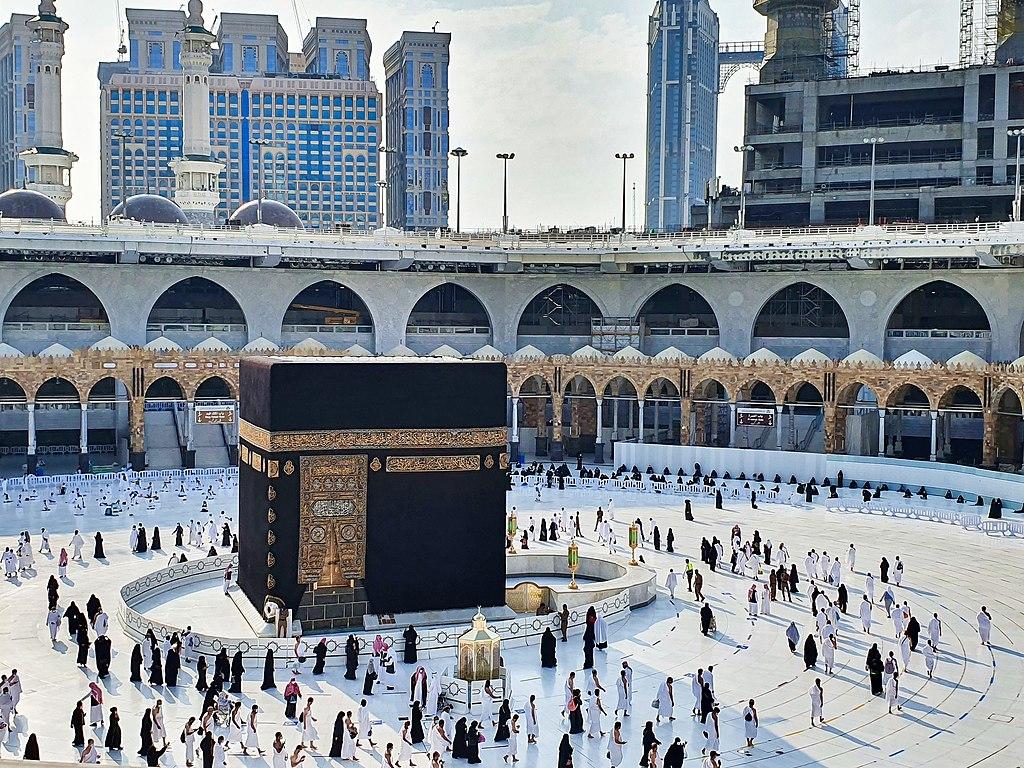 1024x768 Courtyard of the Great Mosque of Mecca, Saudi Arabia