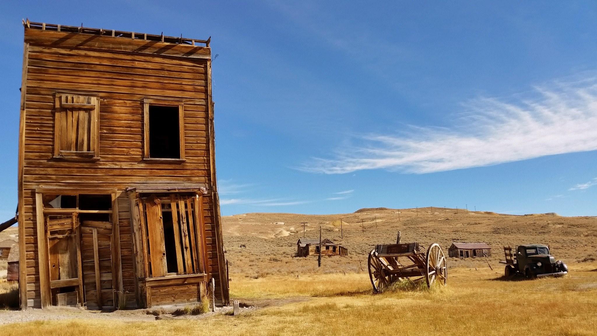 Wild desert. Пустыня Ковбои дикий Запад. Дикий Запад Техас Салун. Ранчо в Америке дикий Запад. Техас дикий Запад город ковбой.