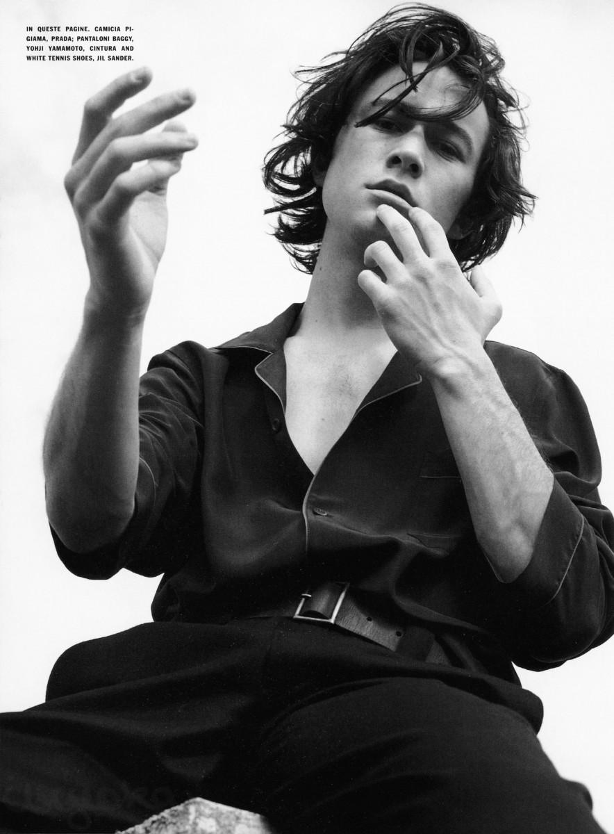884x1200 Joseph Gordon Levitt Wallpaper