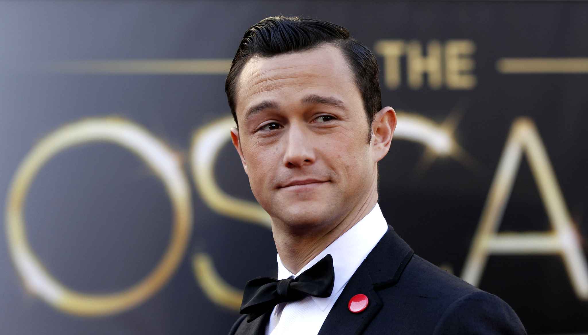 2048x1166 Sandman' Movie Will No Longer Star Joseph Gordon Levitt. Film News ABOUT HER