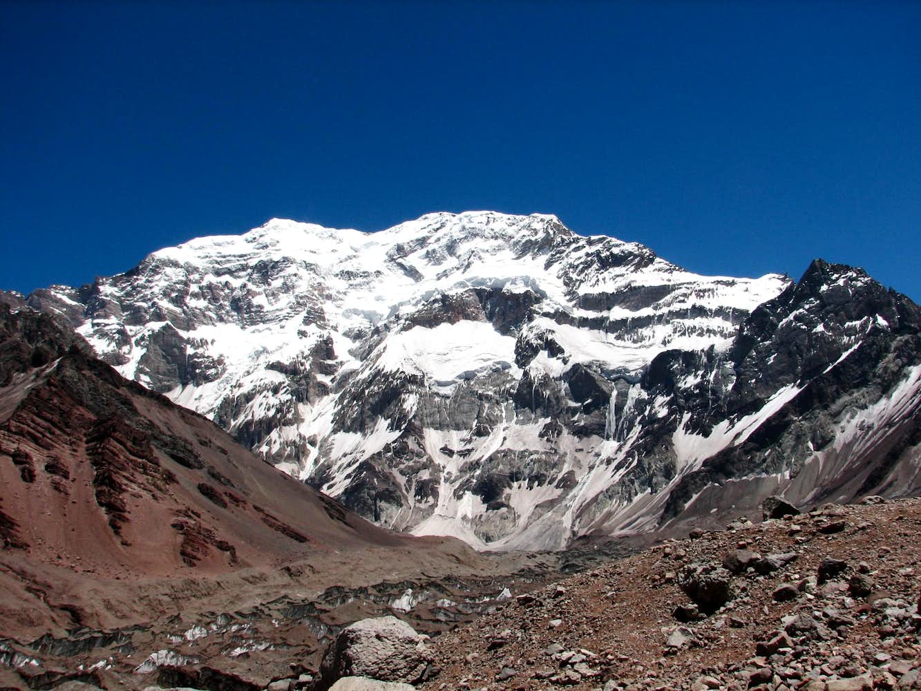 1333x1000 Cerro Aconcagua : Photo, Diagrams & Topos