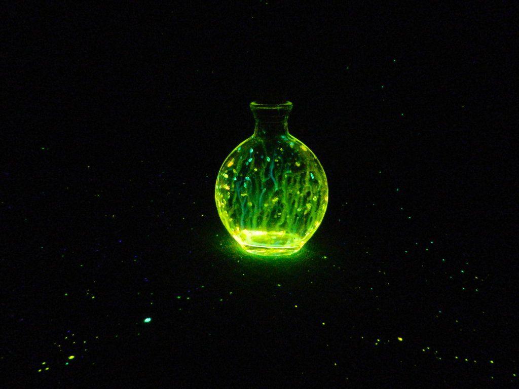 1024x768 Potion Wallpaper