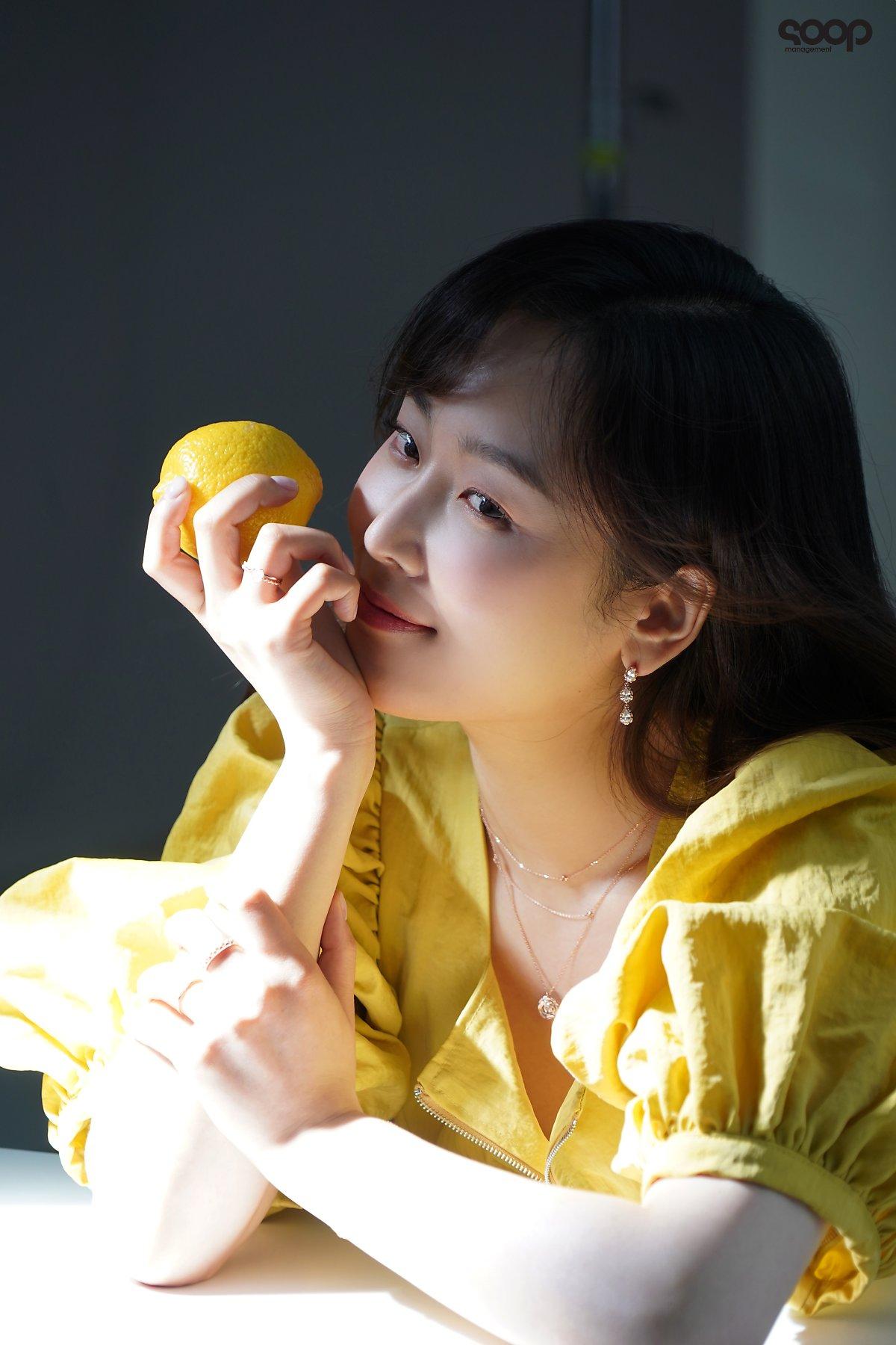 1200x1800 Seo HyunJin, Photohoot Behind The Scene