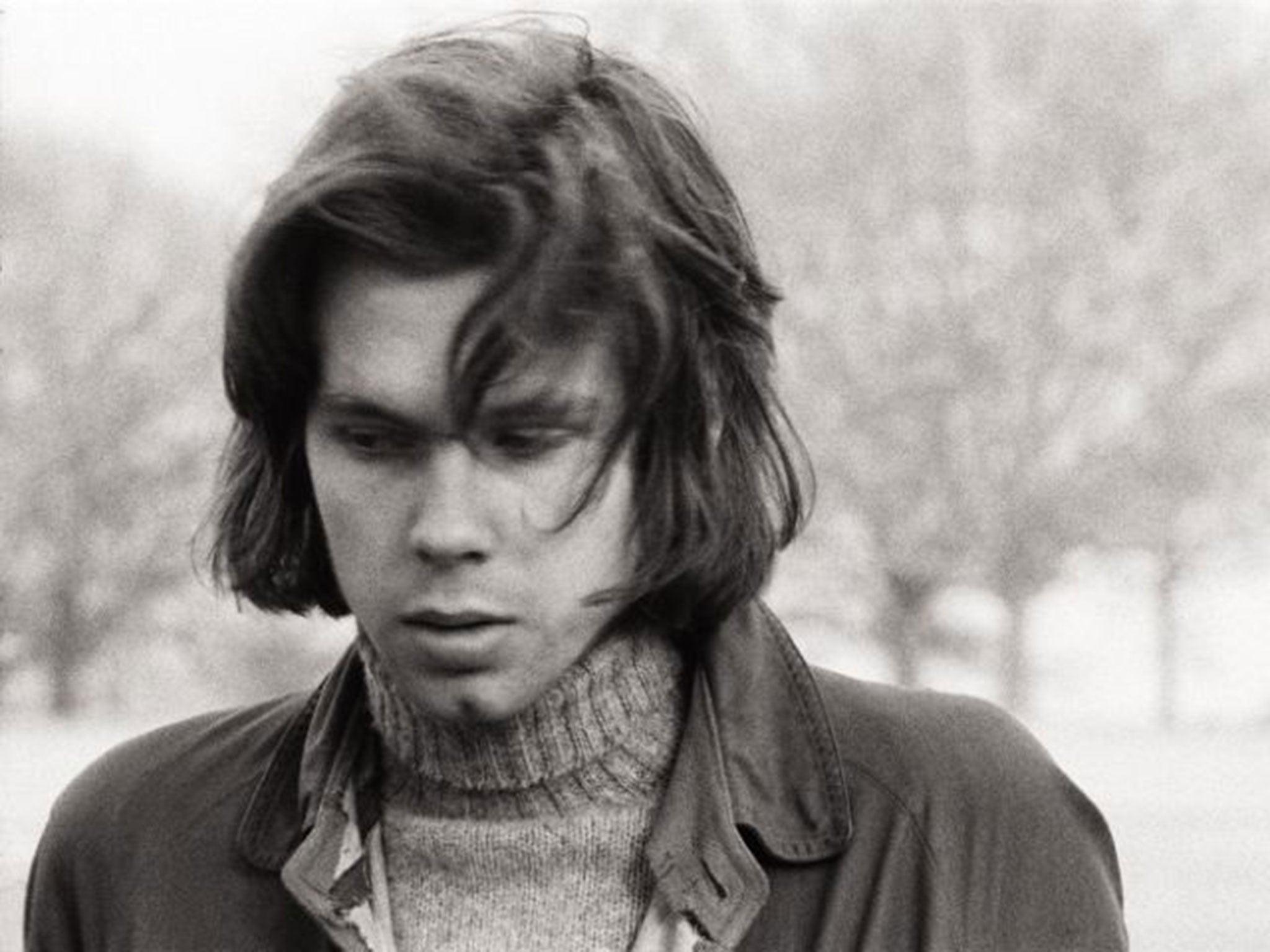 2048x1536 Nick Drake's treasured secret tape up