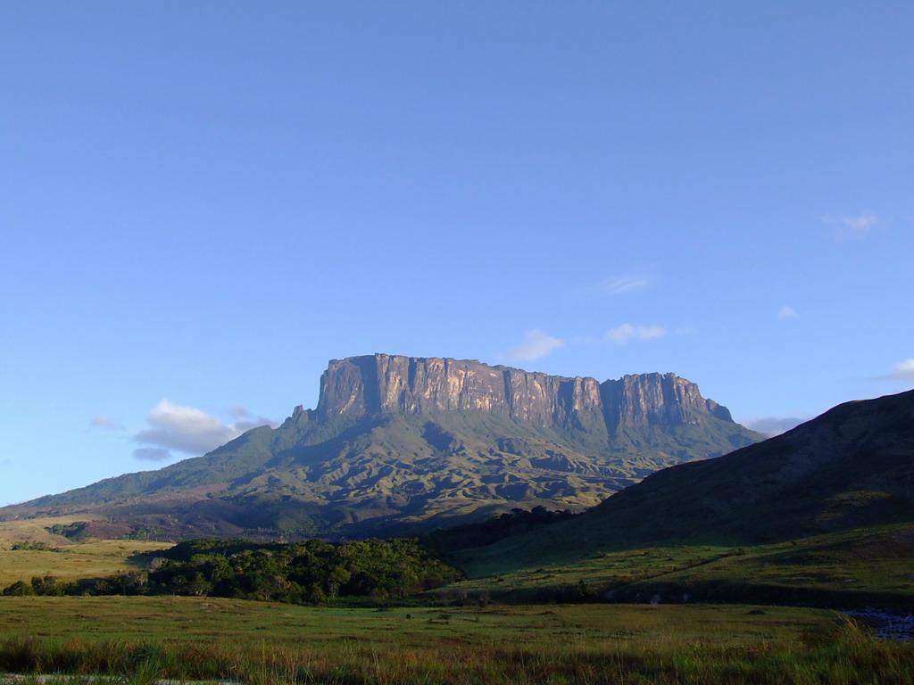1024x768 Tepui Kukenan Monte Roraima. Fotógrafo Marcelo Se