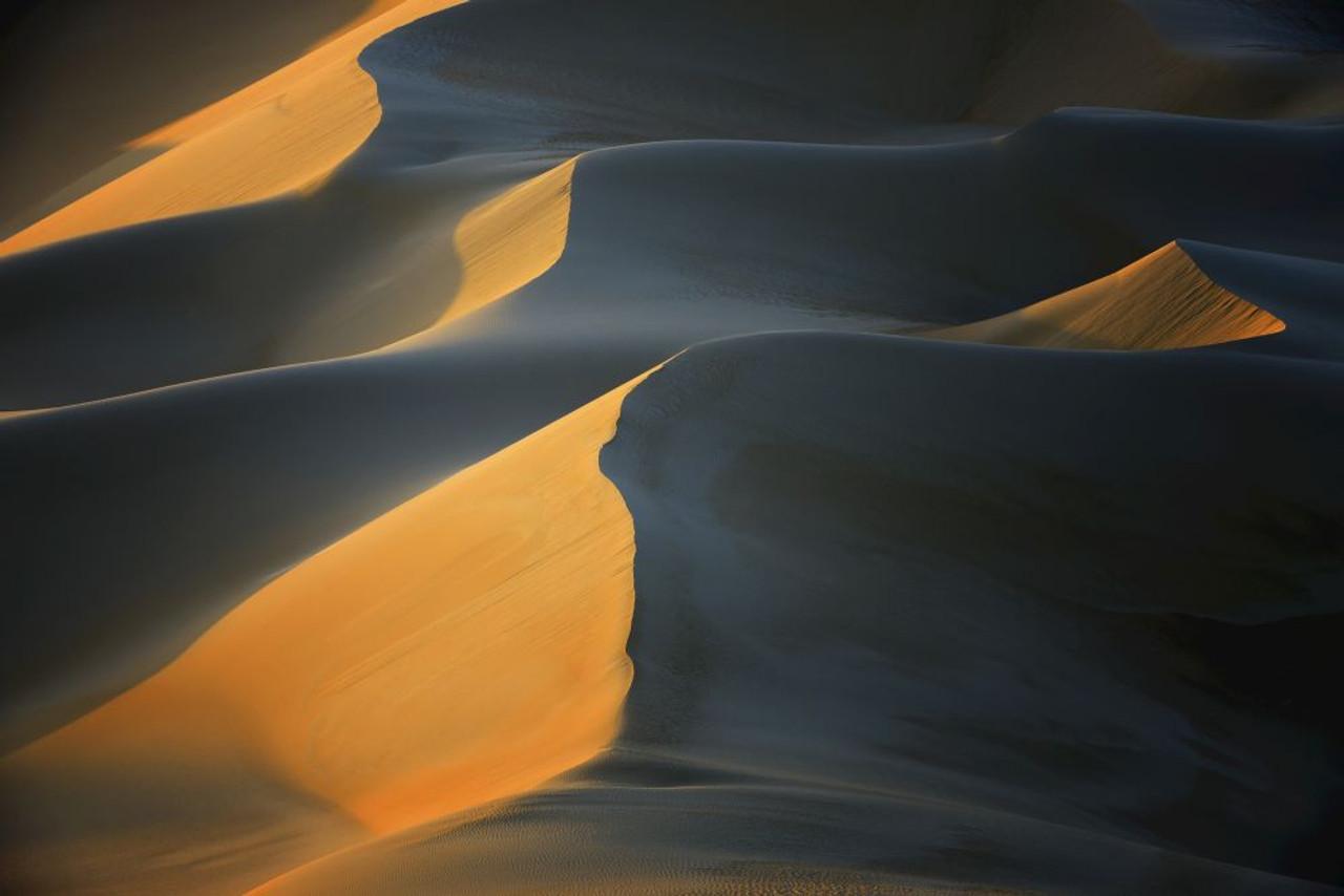 1280x854 Windswept Sand Dunes at Sunset, Matruh, Great Sand Sea, Libyan Desert, Sahara Desert, Egypt, North Africa, Africa Poster Print by Raimund Linke (19 x 12)