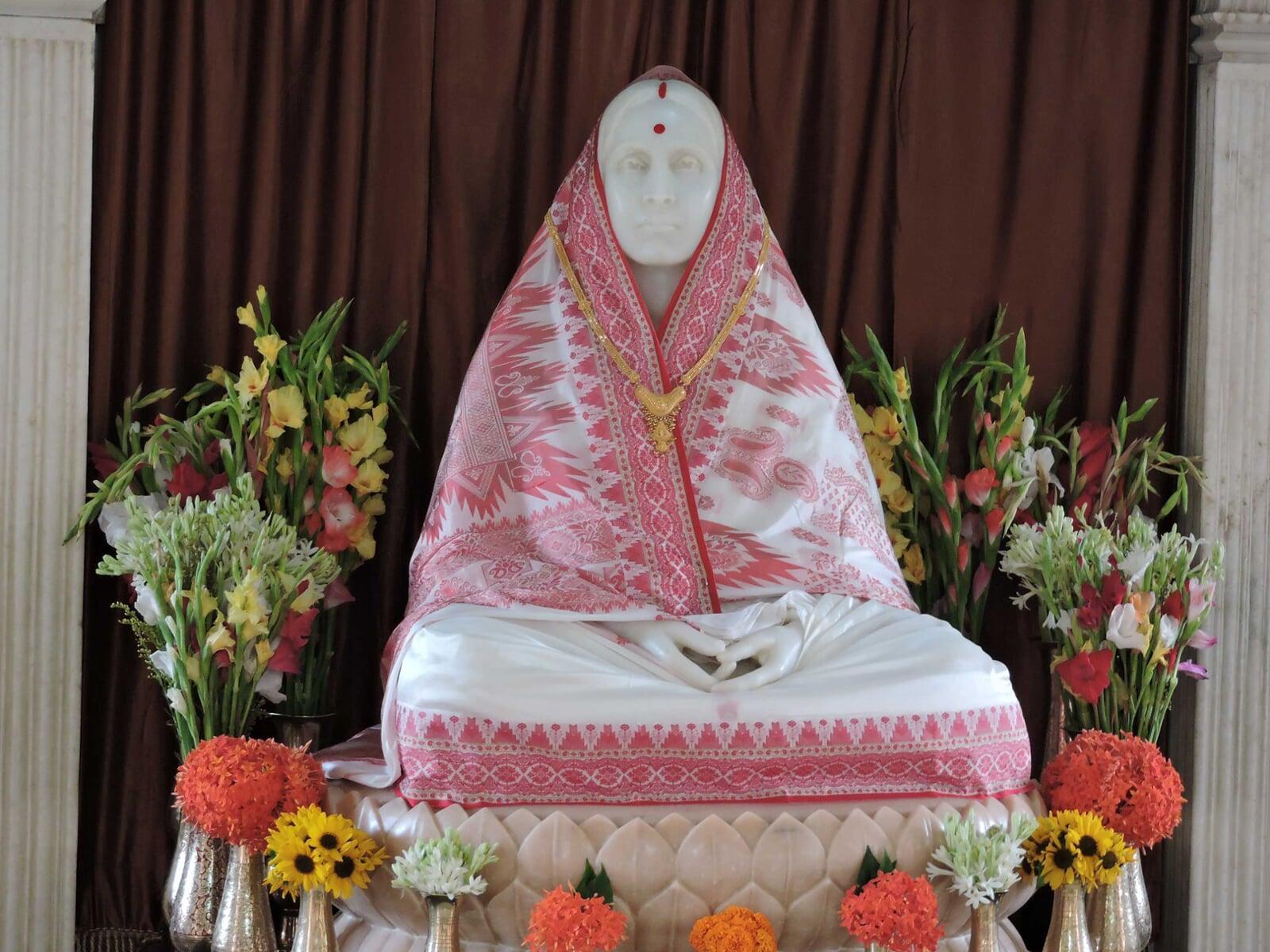 1600x1200 Holy Mother Sri Sarada Devi Wallpaper