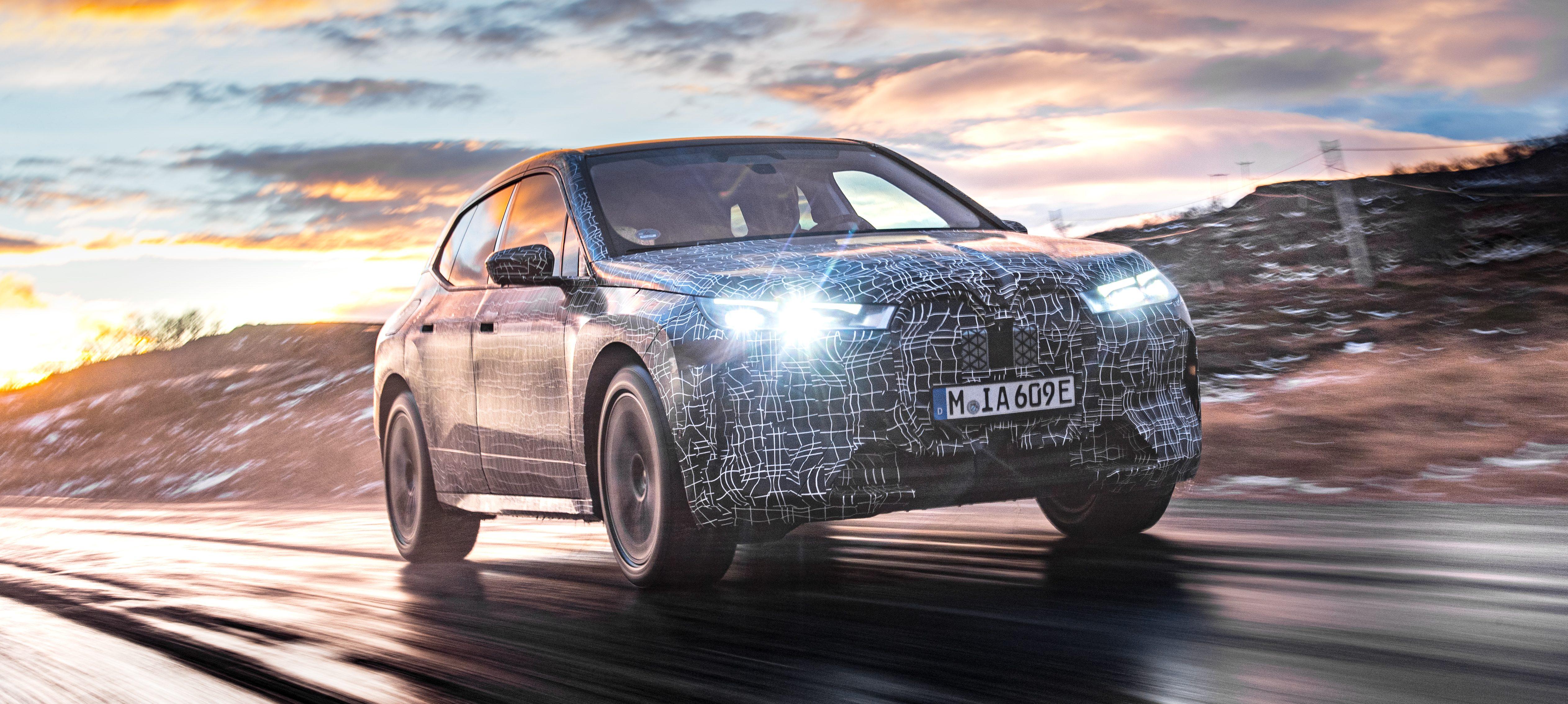 5052x2268 BMW puts iX electric car through winter testing on the edge of the Arctic Circle