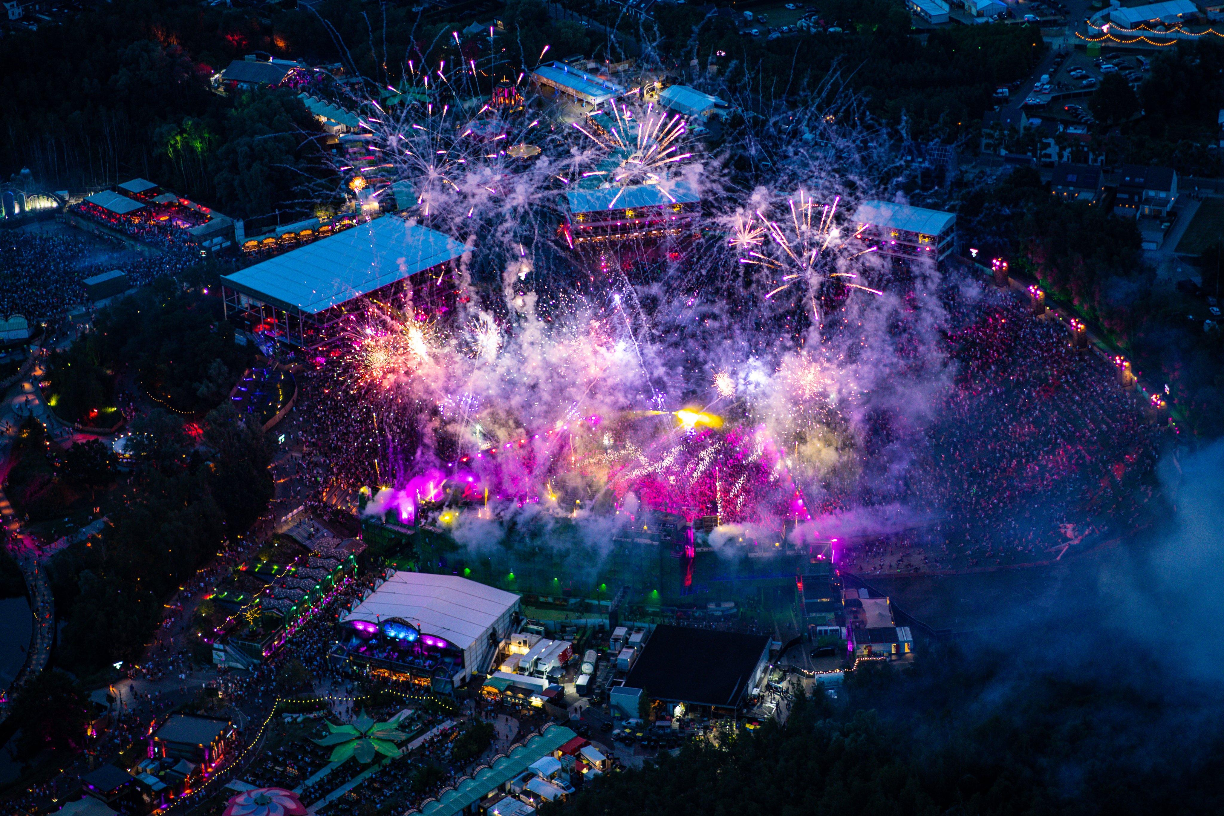 4096x2731 Tomorrowland 2022 Wallpaper