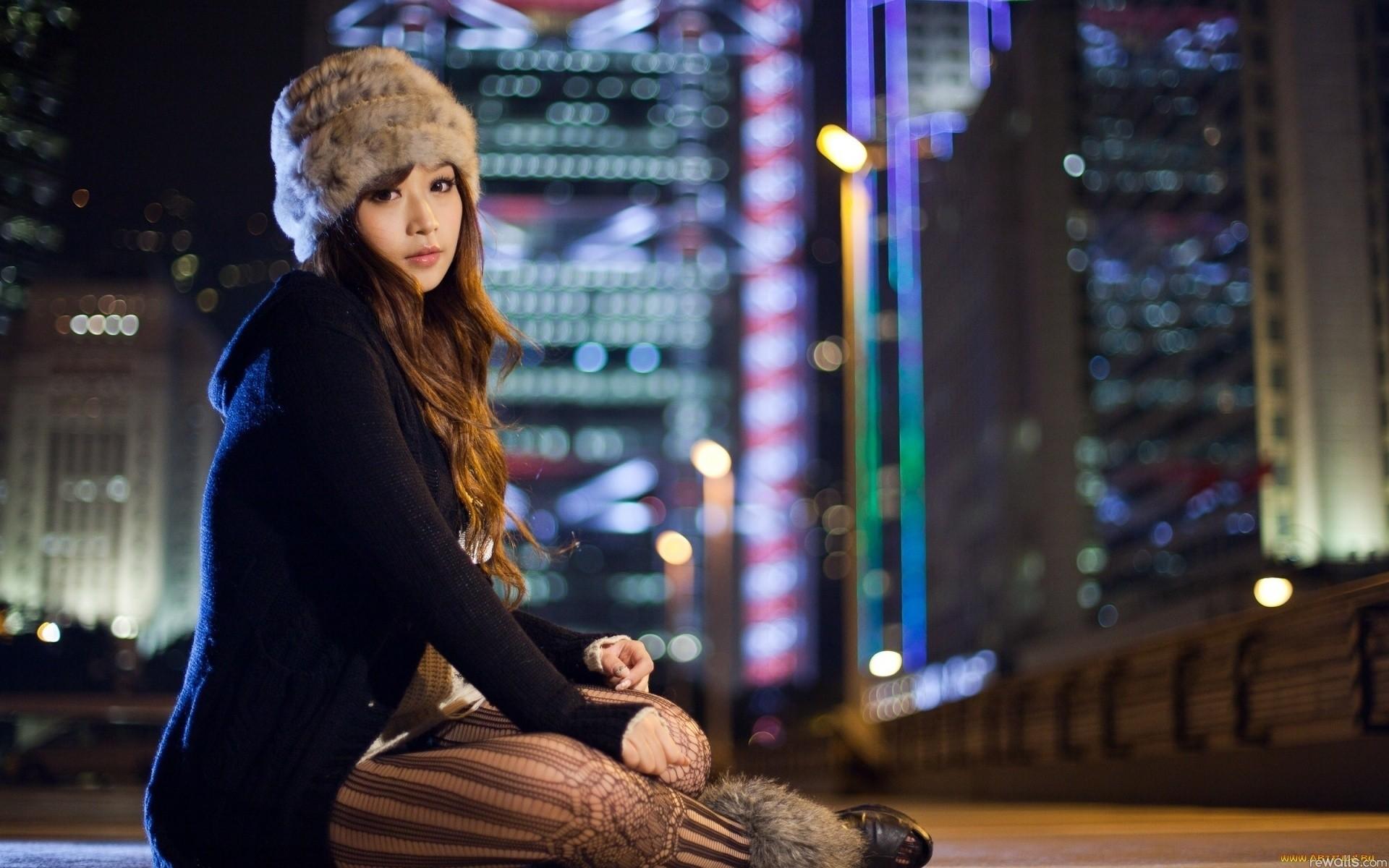 1920x1200 women city asian Wallpaper HD / Desktop and Mobile Background