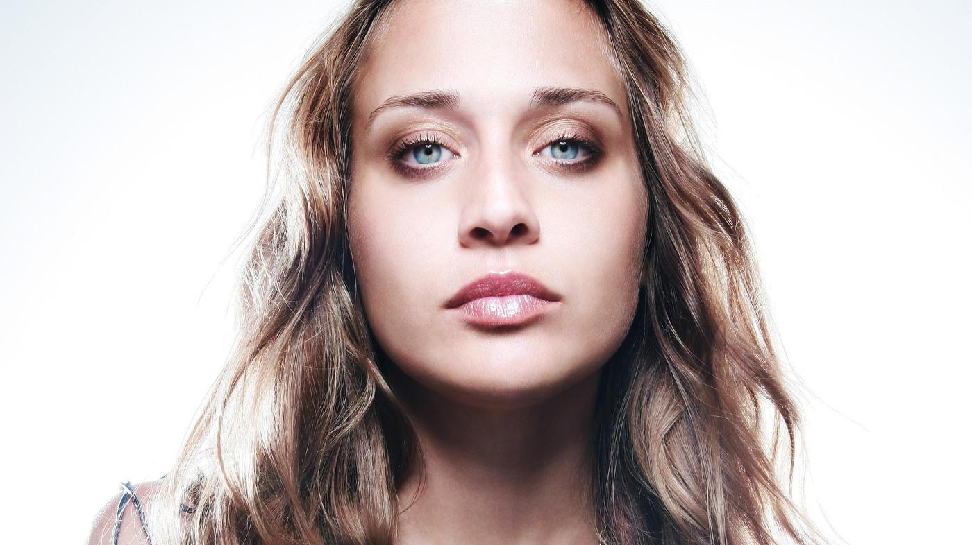 1400x786 Fiona Apple Wallpaper