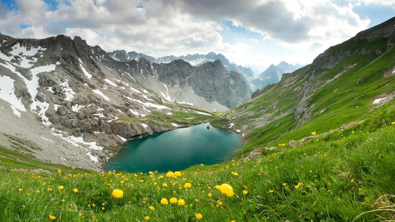 1366x768 Car Rentals In Tirol From $28 Day For Rental Cars On KAYAK
