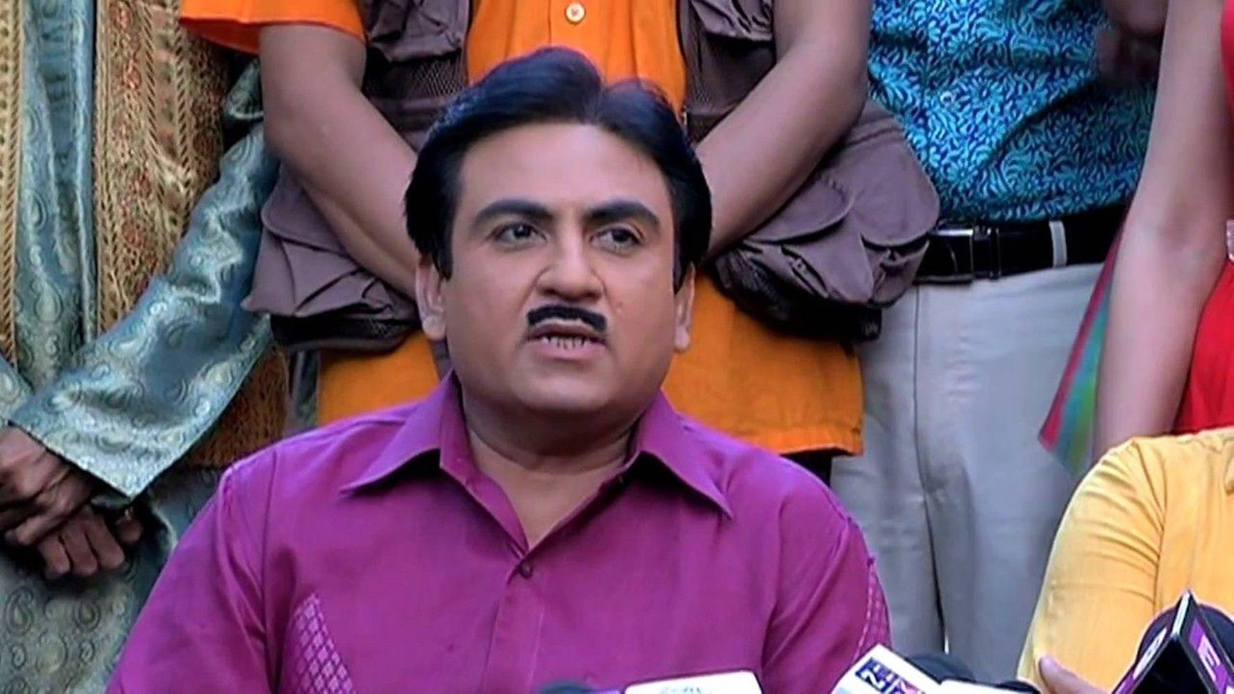1778x1000 Download Jethalal In Purple Polo In An Interview Wallpaper